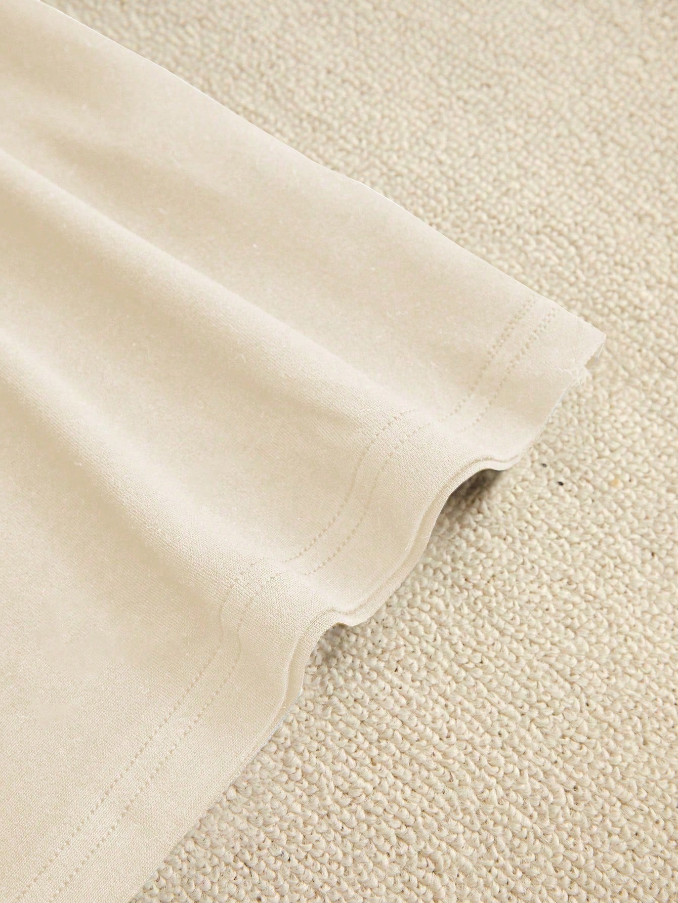 Slayr Women's Slim Fit Casual Short Sleeve T-Shirt, Summer Outfit, Leisure & Comfortable, Round Neck, Fashionable Streetwear, Printed With 'Smile Through The Pain' And Bear Design, Smile Through The Pain Graphic Tees Women Tops