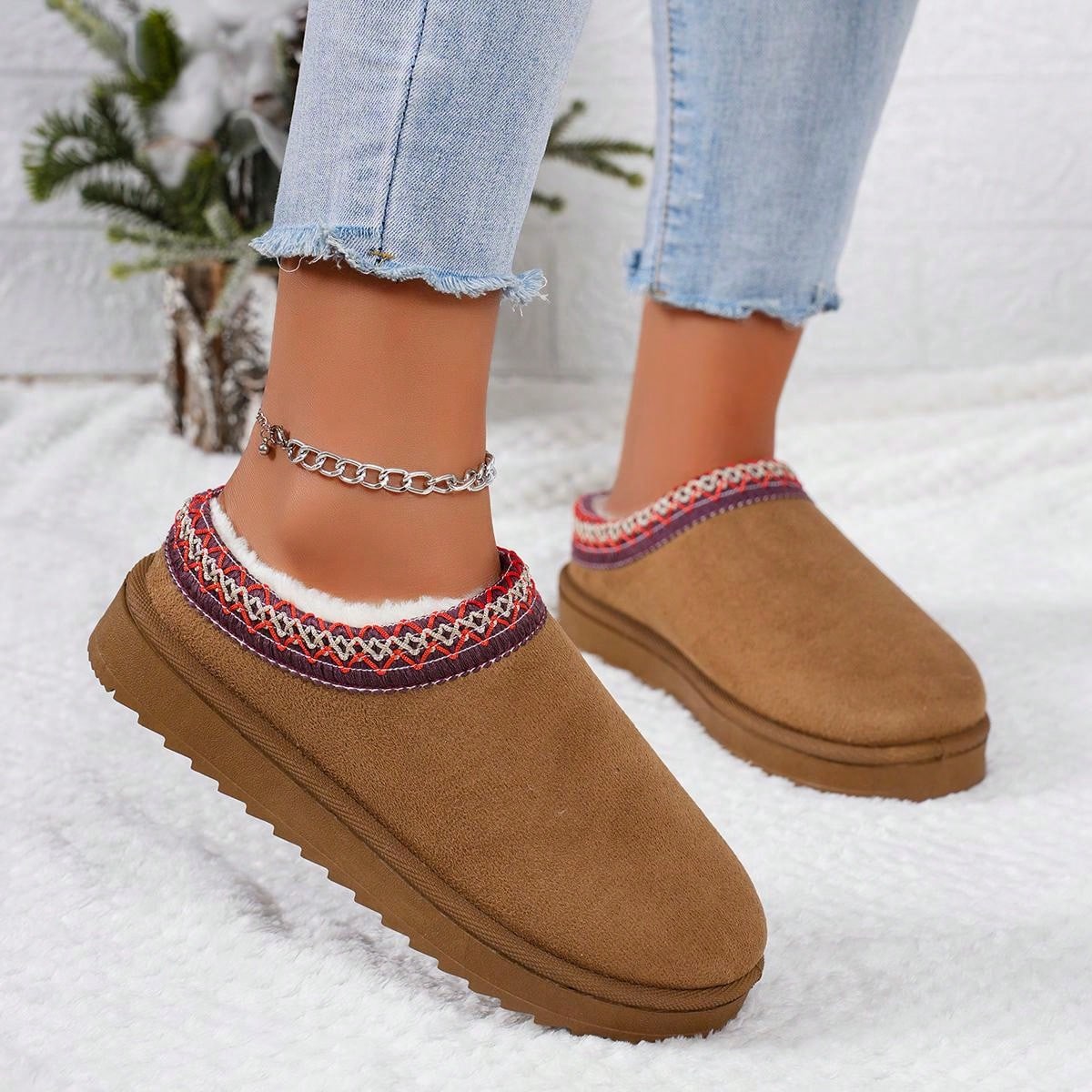 Women's Thick Platform Snow Boots Winter New Style, Outdoor, Increased Height, Thermal Lined, Leather & Fluffy Combination, Rounded Toe, Half Slippers, Fluffyry Shoes For Women