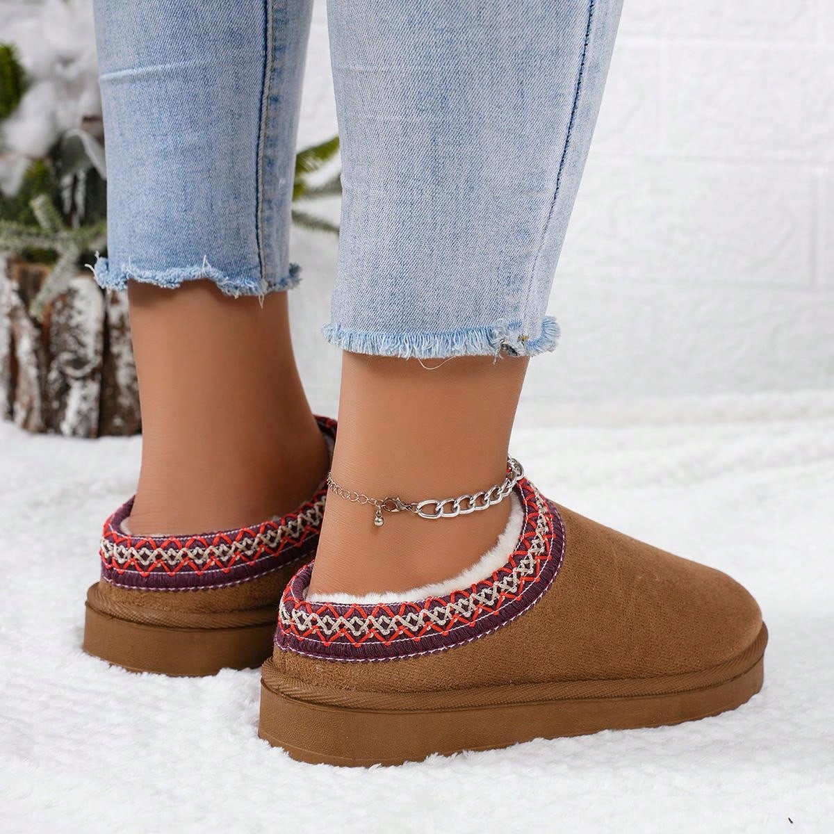 Women's Thick Platform Snow Boots Winter New Style, Outdoor, Increased Height, Thermal Lined, Leather & Fluffy Combination, Rounded Toe, Half Slippers, Fluffyry Shoes For Women