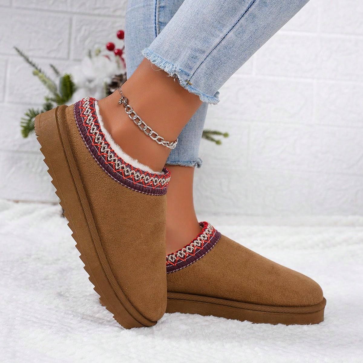 Women's Thick Platform Snow Boots Winter New Style, Outdoor, Increased Height, Thermal Lined, Leather & Fluffy Combination, Rounded Toe, Half Slippers, Fluffyry Shoes For Women