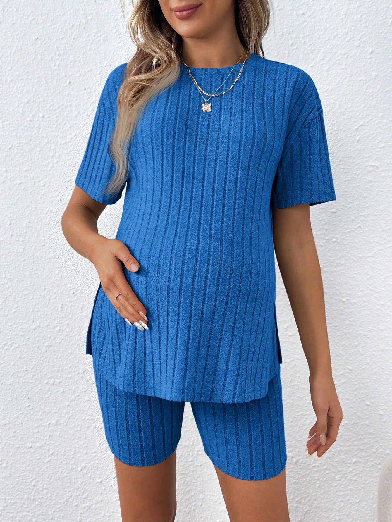 Women's Casual Loose Round Neck T-Shirt With Adjustable Elastic Waist Shorts, Maternity 2pcs Set