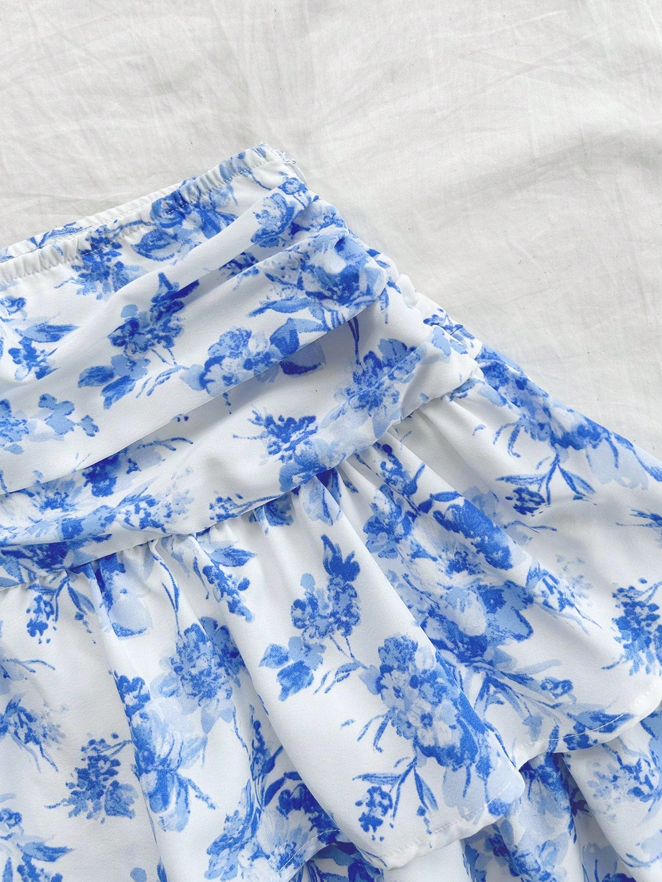 WYWH Women's Romantic Vintage Blue & White Floral Print Ruched Double-Layer Ruffle Hem Mini Cute Lunch Casual Skirt For Summer, Back To School