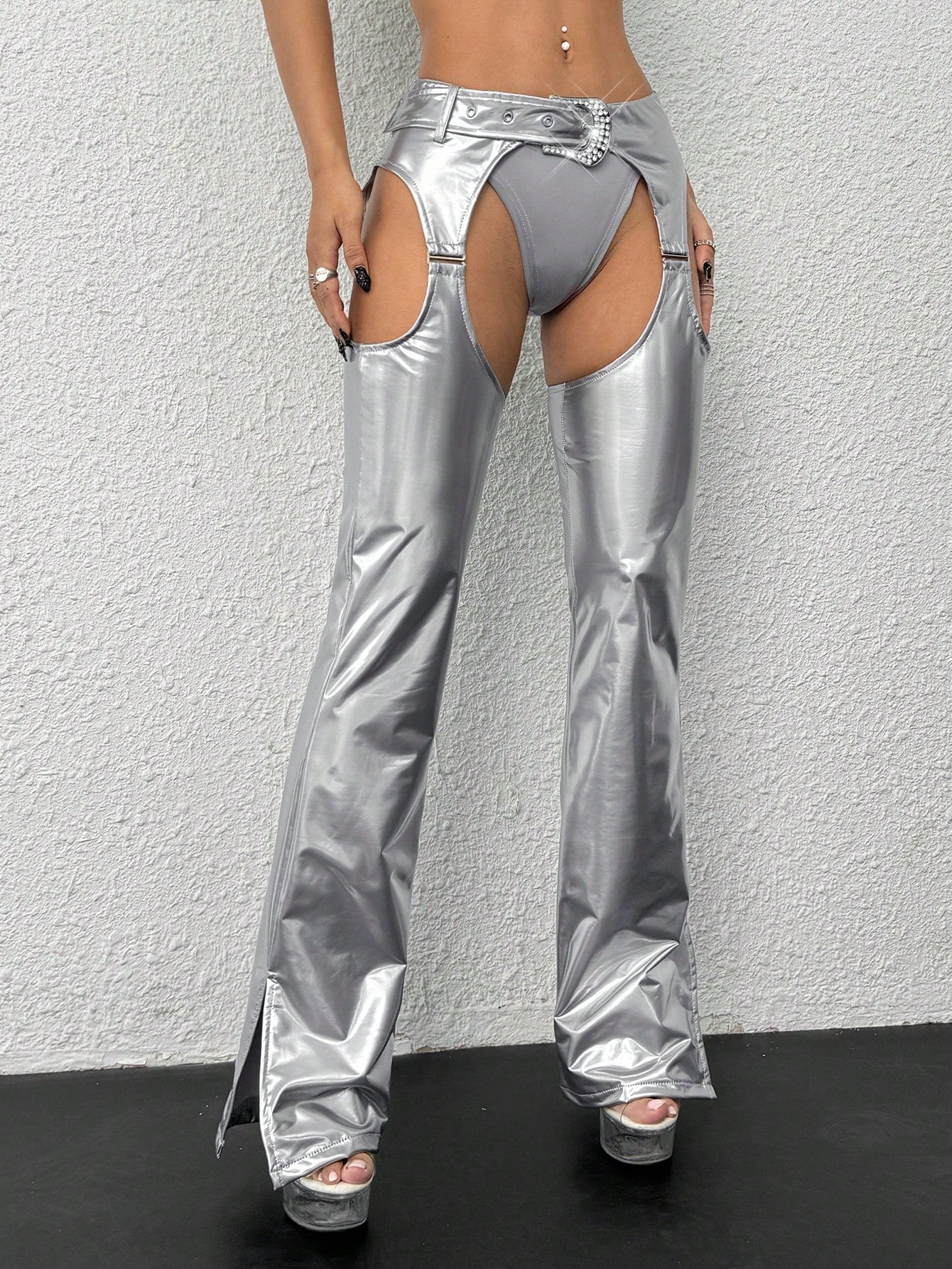 ICON Low-Rise Cut-Out Belt Buckle Decorated Slim Flared Pants