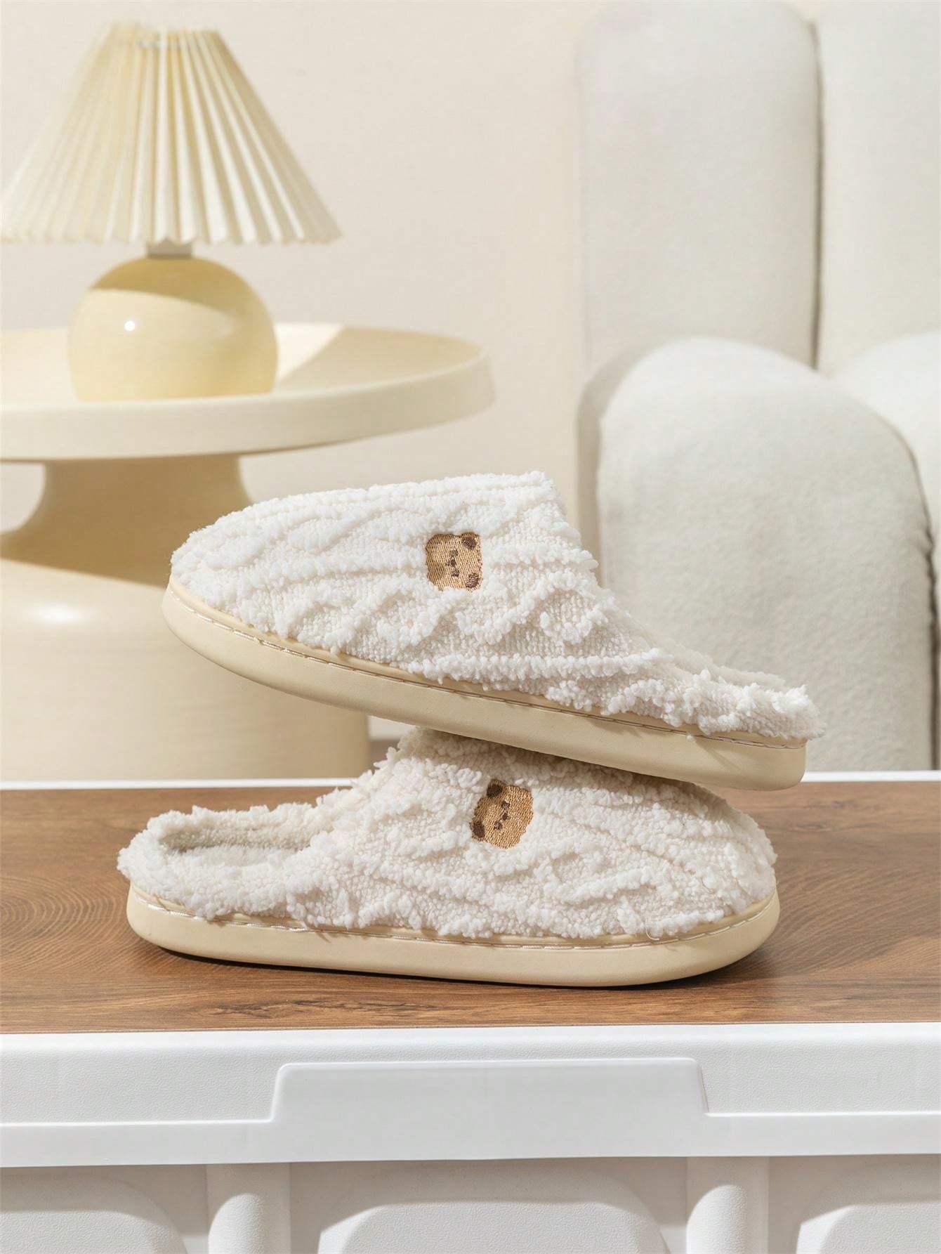 Couple's Cute Bear Decor Plain Knitted White Slippers, Warm Comfortable Home/Office/Bedroom Slip-On For Men & Women, Autumn/Winter
