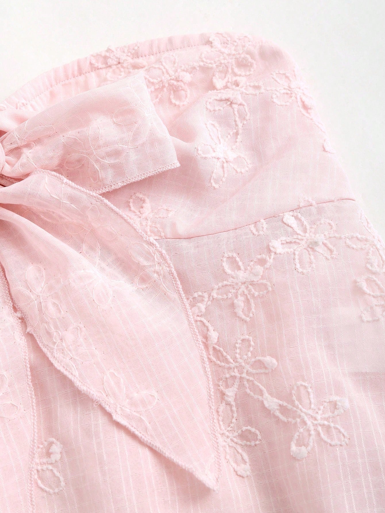 Sweetra Textured Fabric Knot Front Strapless Top Y2K Outfit 