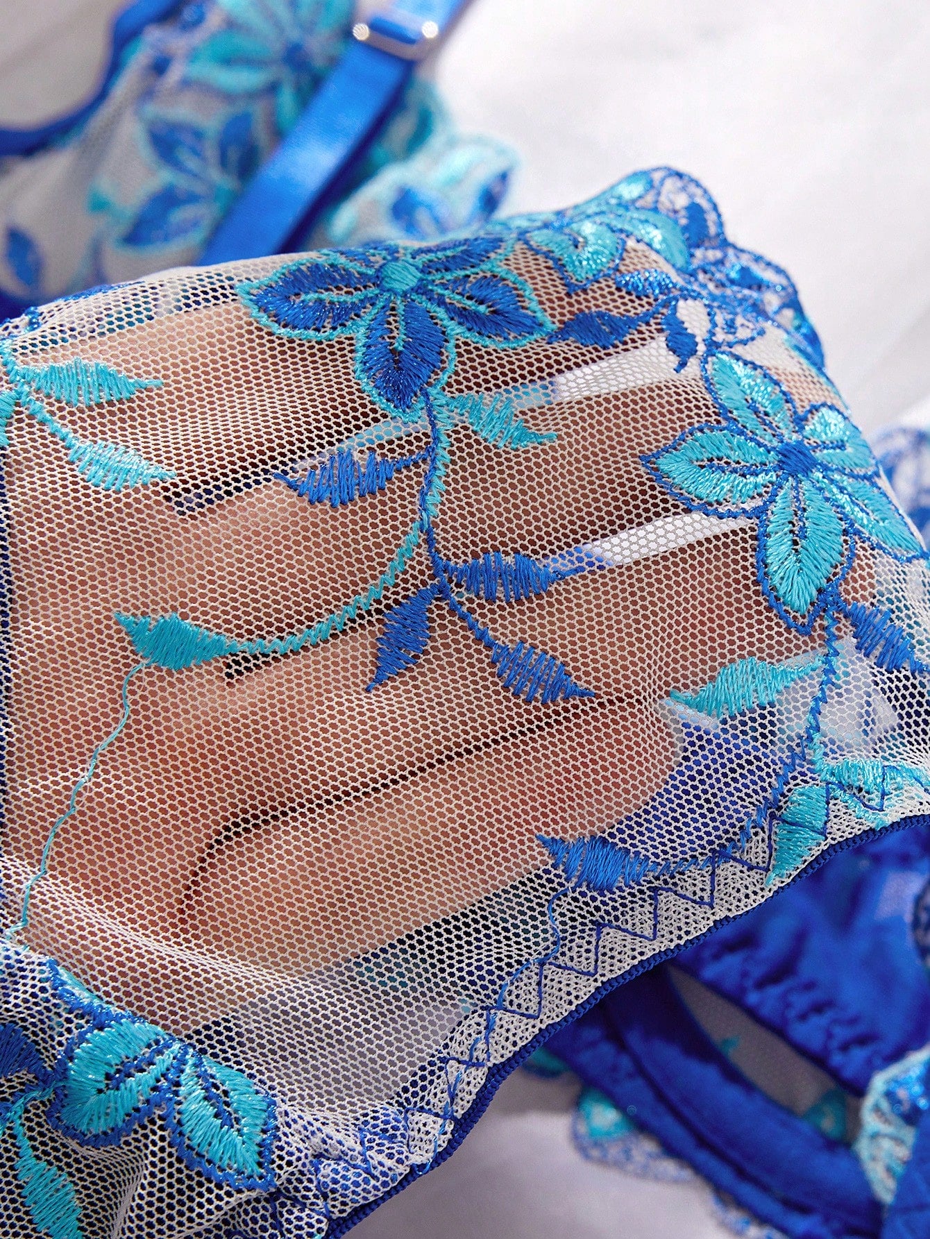 2pcs Romantic Pink Women's Bra And Panty Set With Underwire