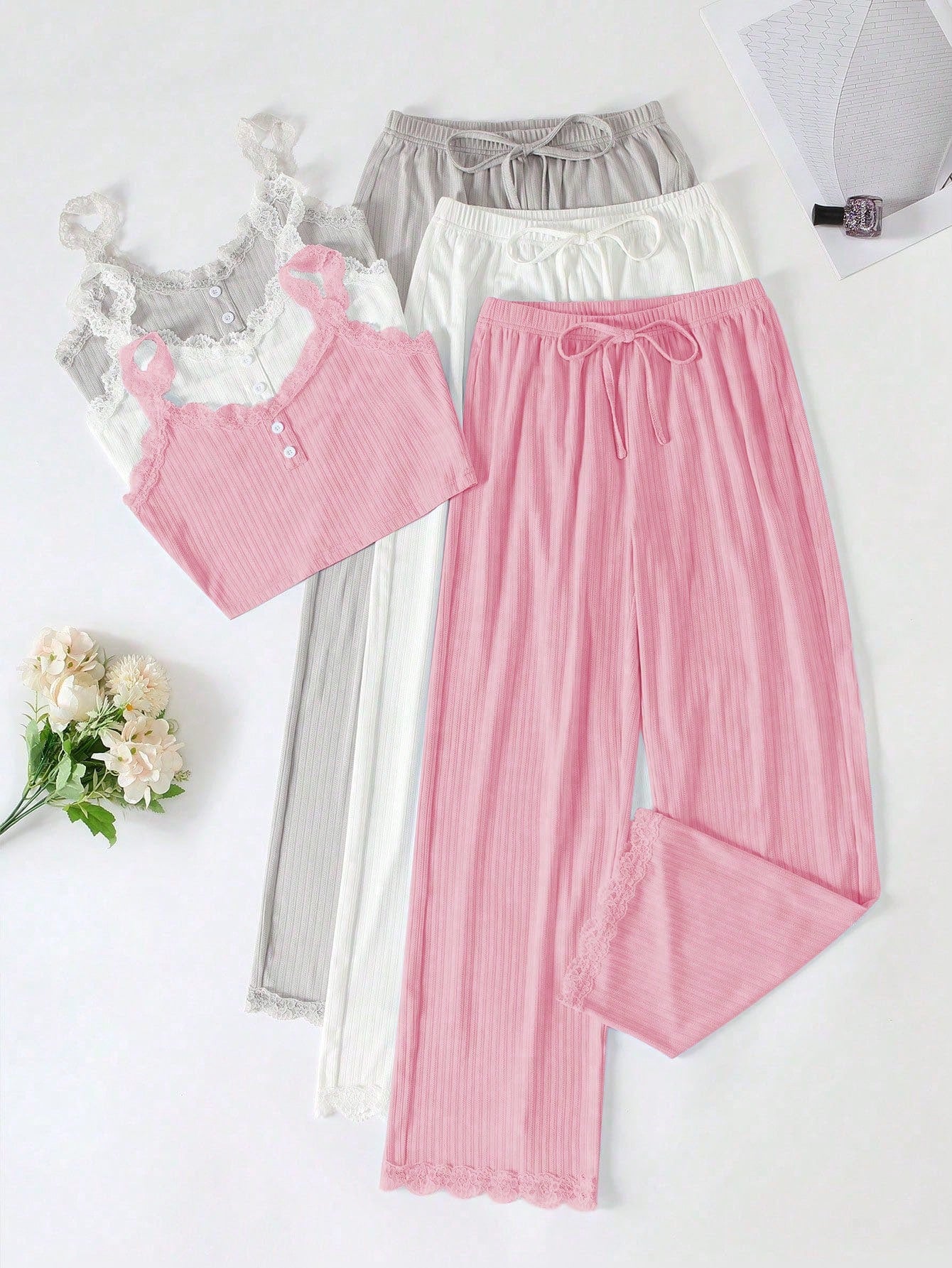 3pcs Women Lace Trim Top And Shorts Pajama Set