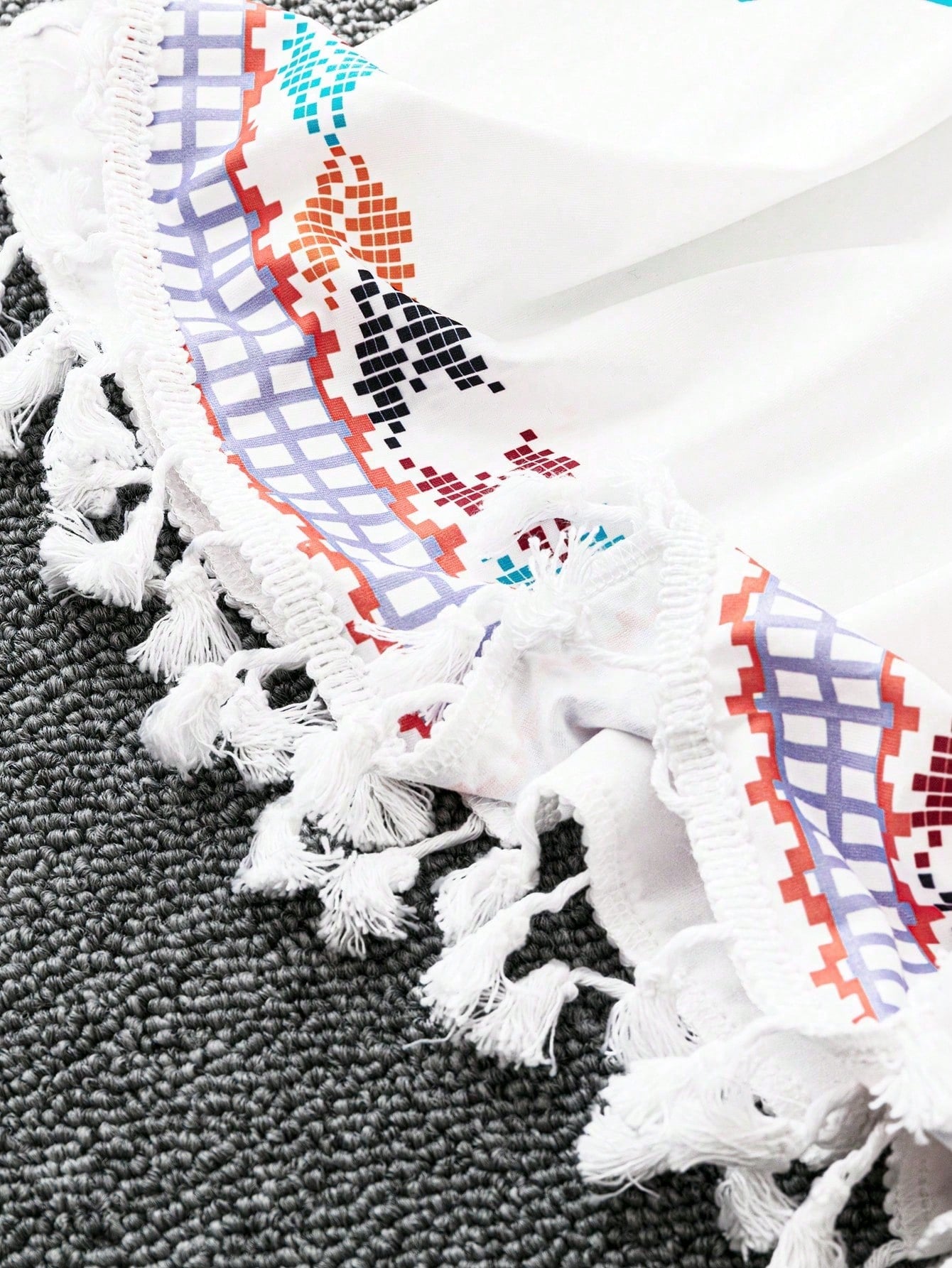 EMERY ROSE Plus Size Summer Casual Geometric Print V-Neck Fringed Hem Sleeveless Dress