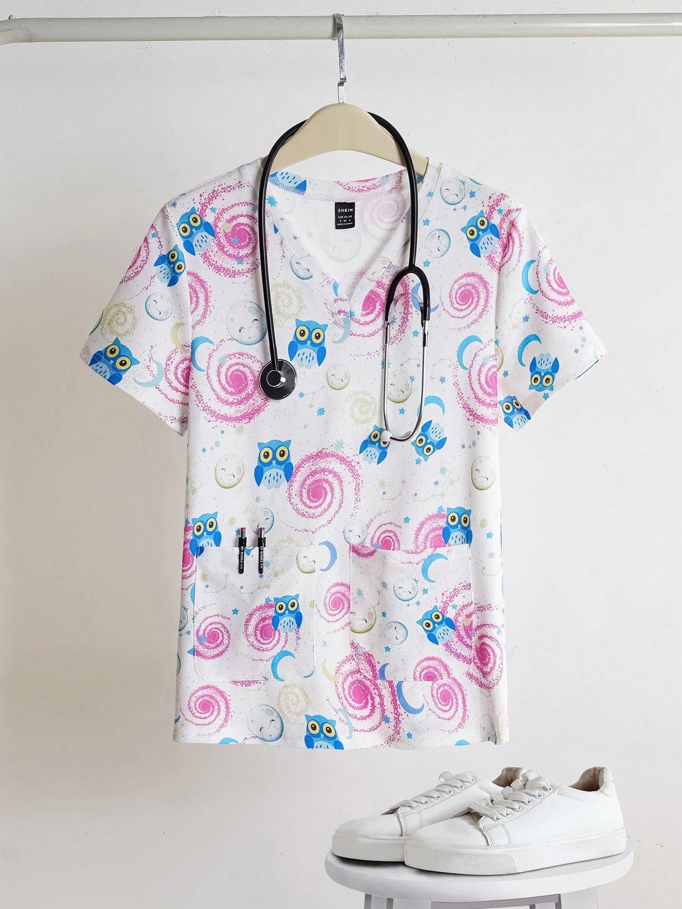 TaskFit Women's Sweetheart Neckline Matte Scrub Top, Women's Short Sleeve V-Neck Nurse Uniform Top, 2 Pocket Tee Printed Soft Stretch Matte Scrub Top