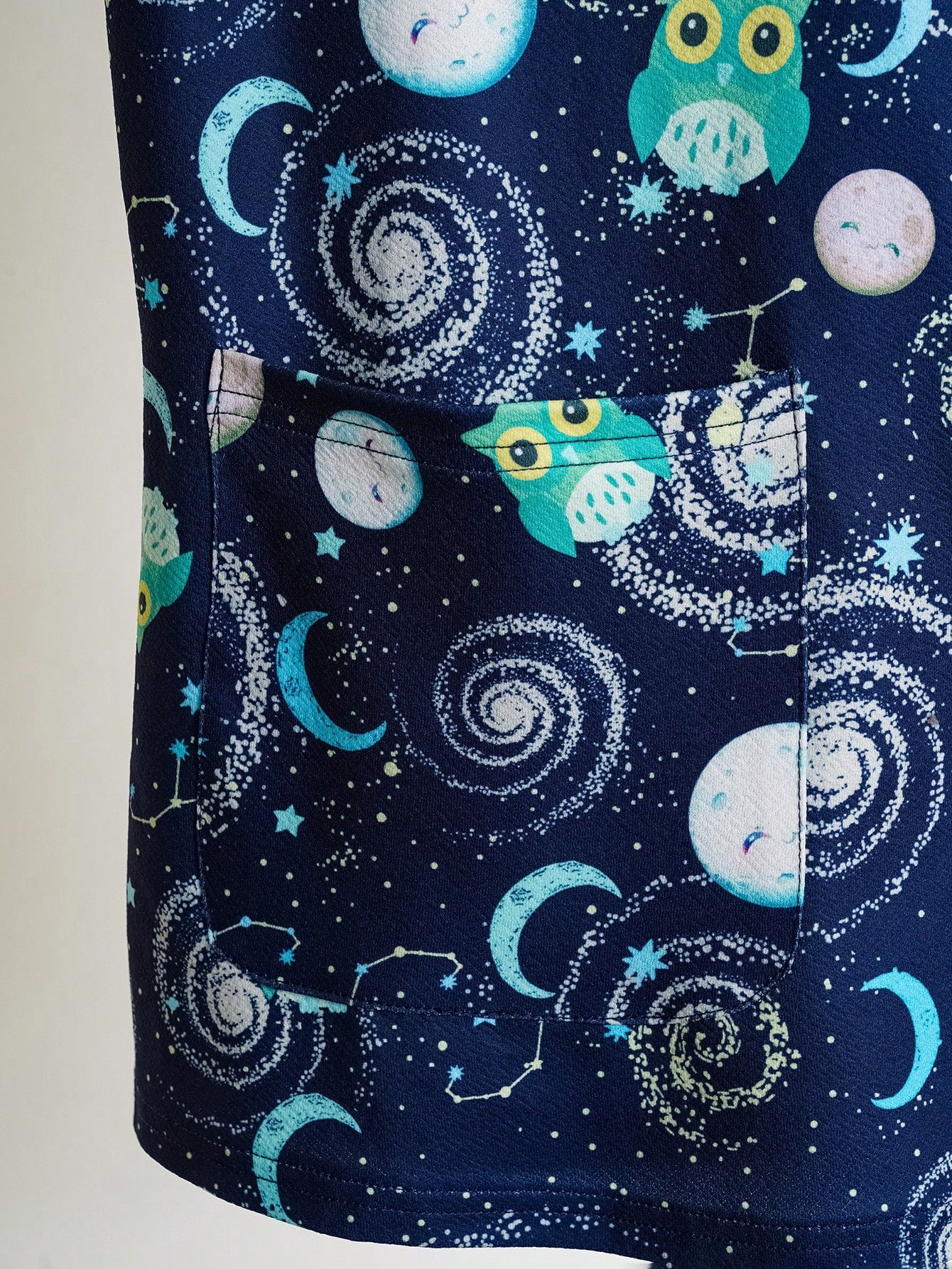 TaskFit Women's Sweetheart Neckline Matte Scrub Top, Women's Short Sleeve V-Neck Nurse Uniform Top, 2 Pocket Tee Printed Soft Stretch Matte Scrub Top