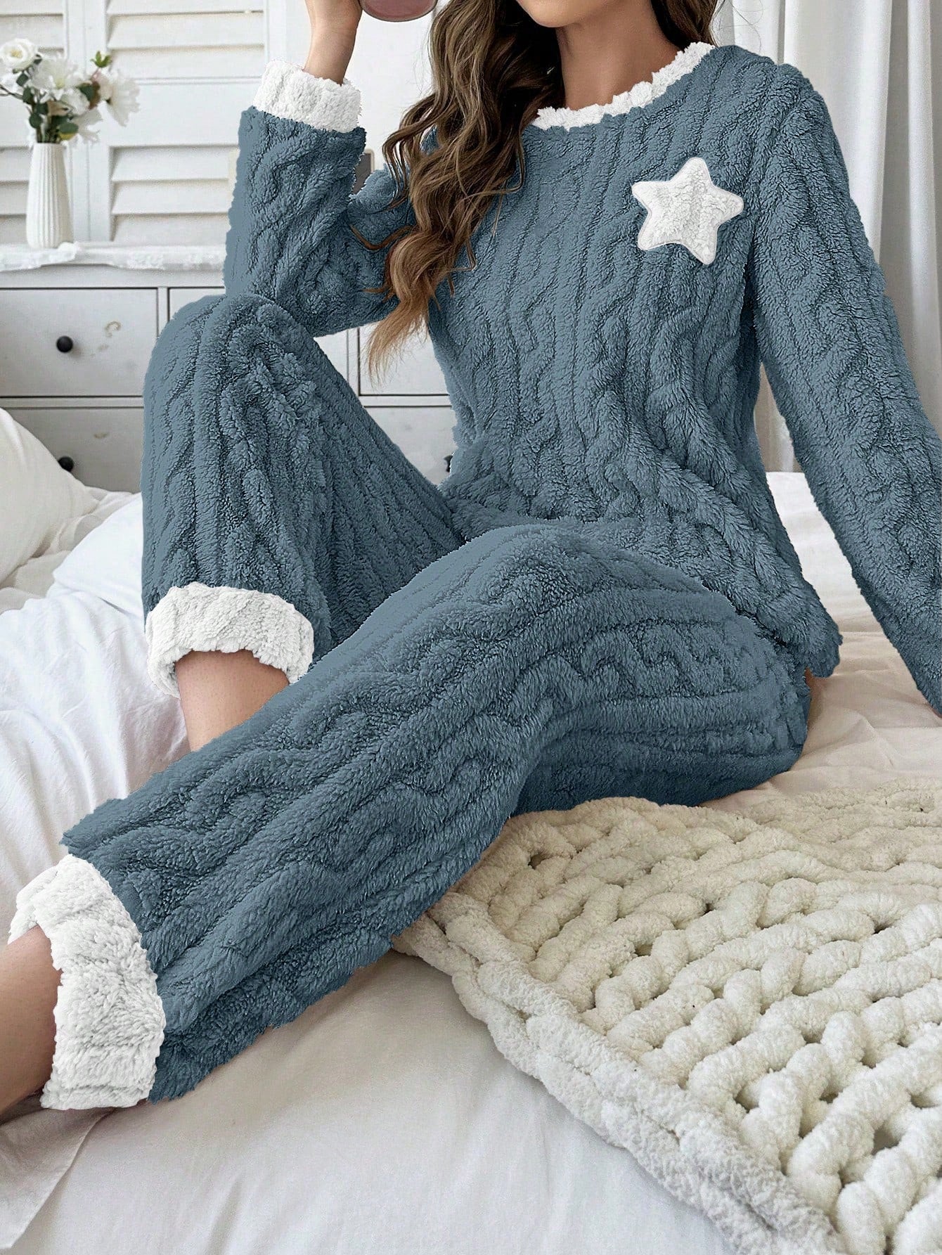 5-Pointed Star Embroidered Plush Pajama Set