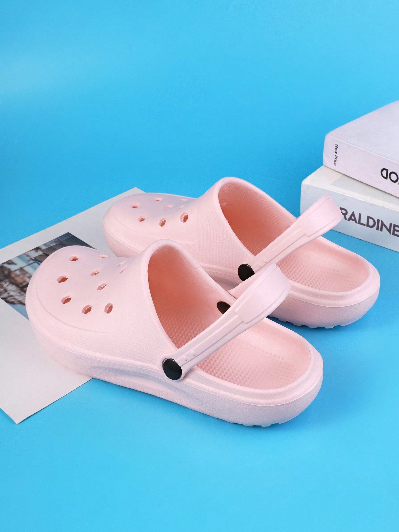 Women Minimalist Perforated Garden Sandals