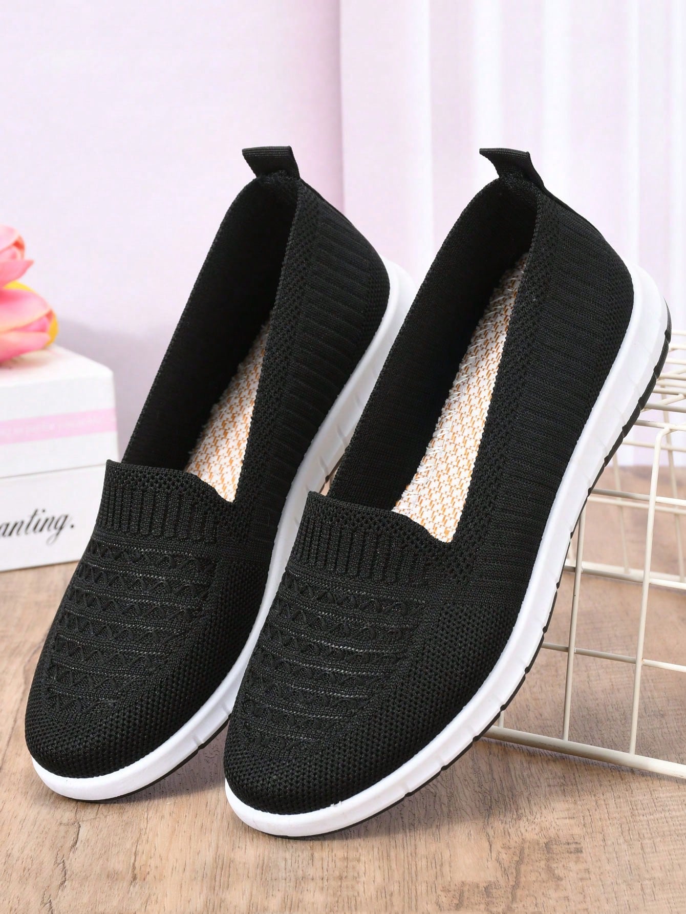 2024 New Spring & Fall Lightweight Women Shoes, Middle Aged Mother Shoes, Soft Non-Slip Breathable Flats, Comfortable Grandma Casual Loafers
