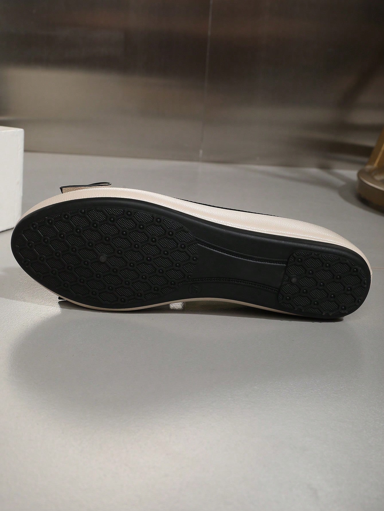 Flat Bow Knot Loafer Shoes For Summer 2024, Breathable Wide Fit Casual Soft Slip-On Shoes, Fashionable Round Toe White Shoes