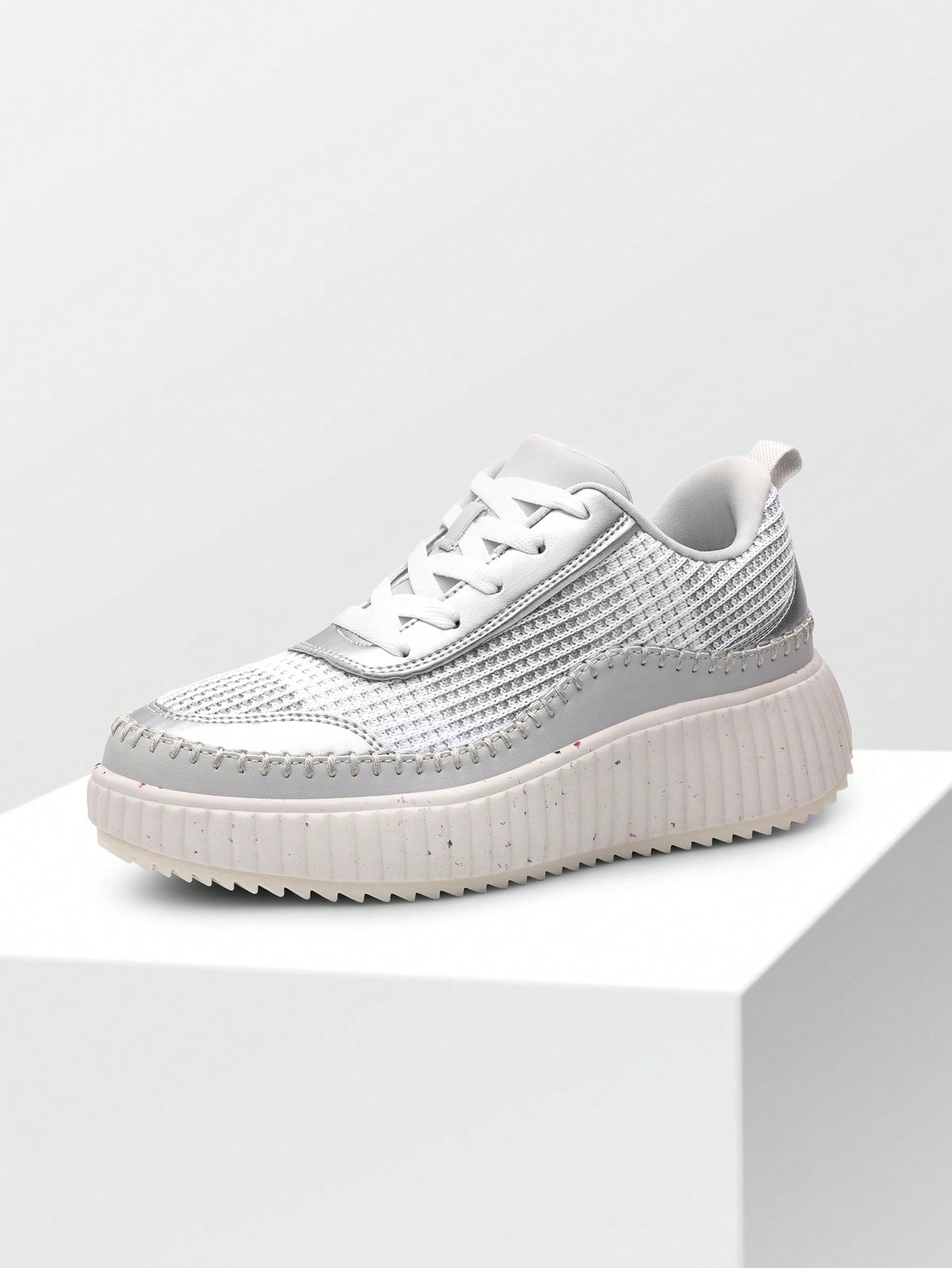 Women Chunky Sneakers Comfortable Casual Platform Fashion Suitable For Short Women Sport Style Trendy And Comfortable Vacation Outfits