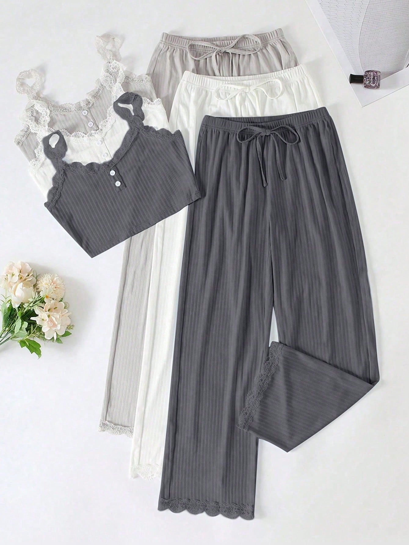 3pcs Women Lace Trim Top And Shorts Pajama Set