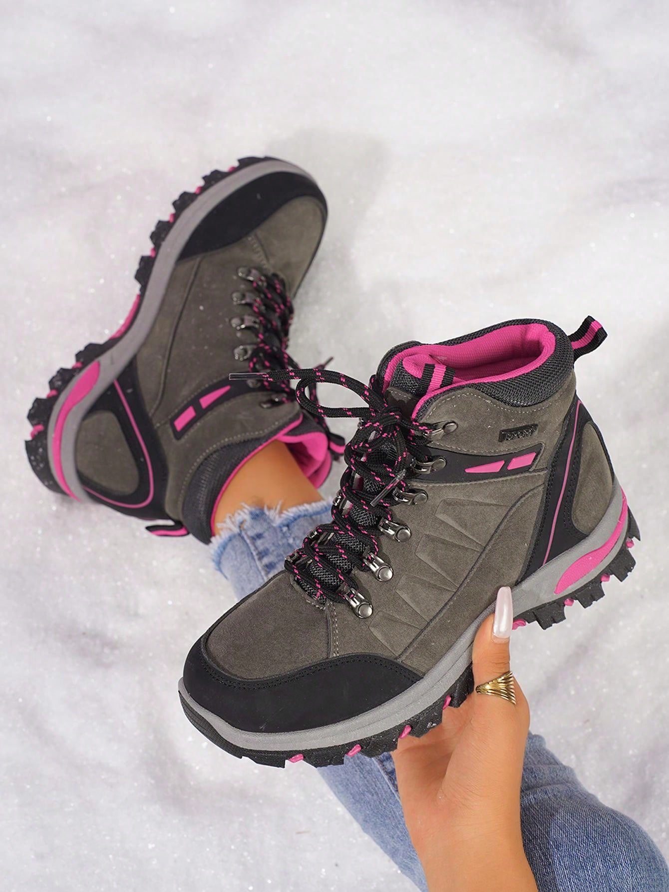 Women's Hiking Shoes,High-Top Casual Lace-Up Outdoor Non-Slip Breathable Sneakers (Run 1 Size Larger)