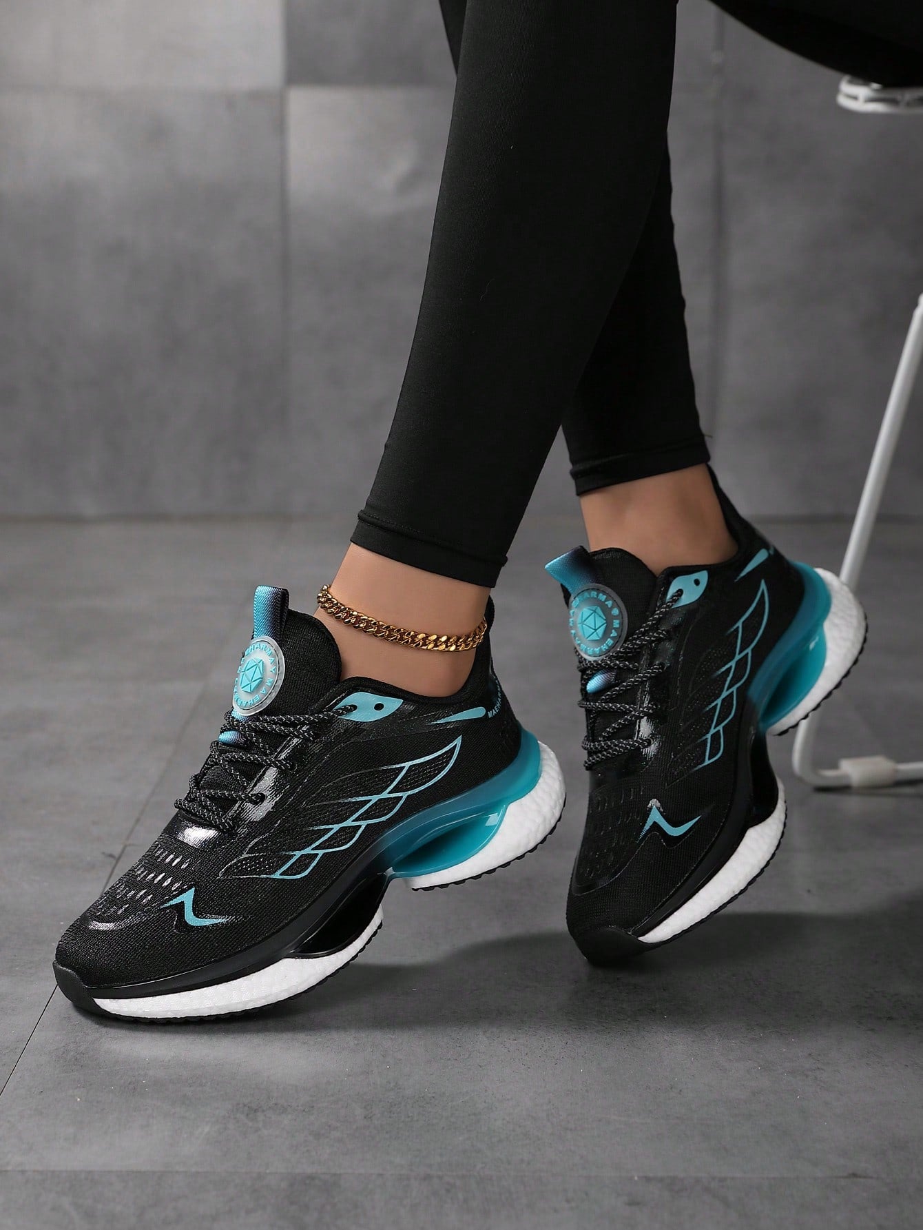 Women's Large Size Shoes (36-45) Spring And Autumn Mesh Sports Shoes, Ultra-Light, Shock-Absorbing, Running Shoes, White Laced Shoes