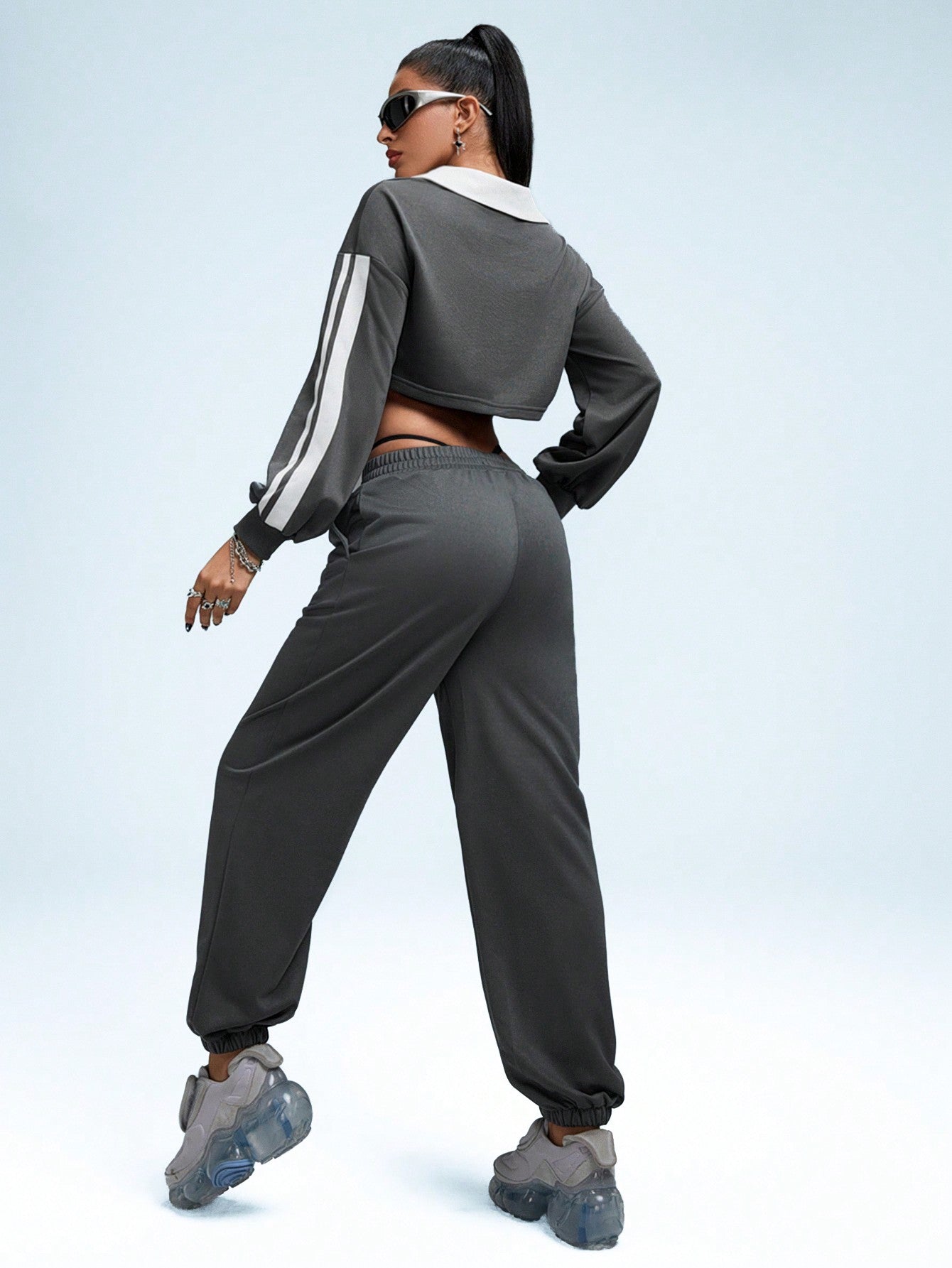 Innovista Women's Colorblock Loose Fit 2pcs Sports Sets,2 Pieces Set,Tracksuit,Girls' Activewear Set,Colorblock,Back To School,Gym,Workout,Yoga,Daily Casual,Running,Dark Grey Sets,Fall Winter Women Outfit,Winter Women Clothes