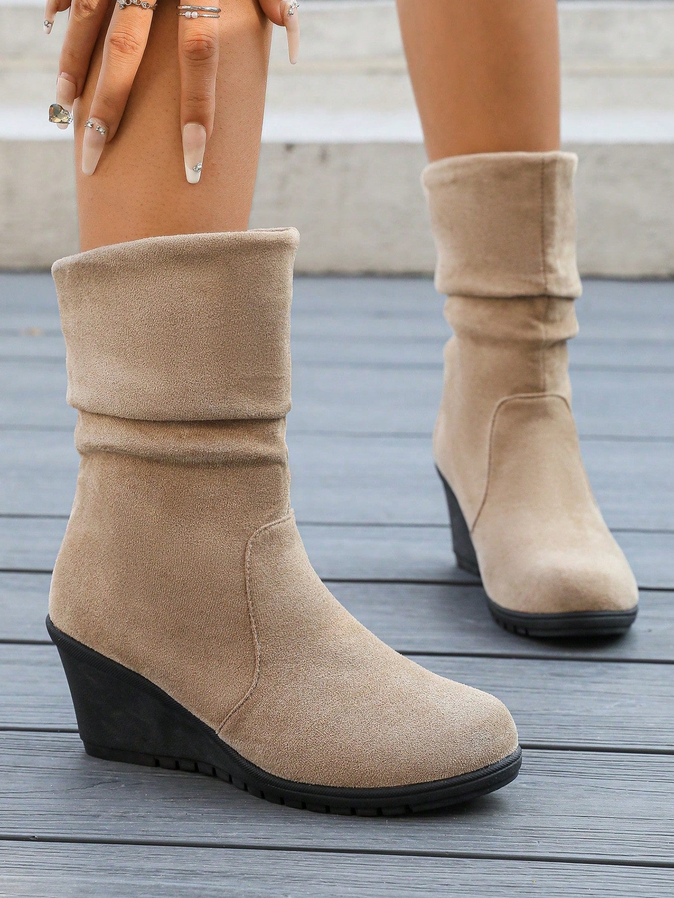 Women's Platform Mid-Calf Boots, New Design Pleated Casual Everyday Wear Short Boots, Thick Sole Equestrian Boots