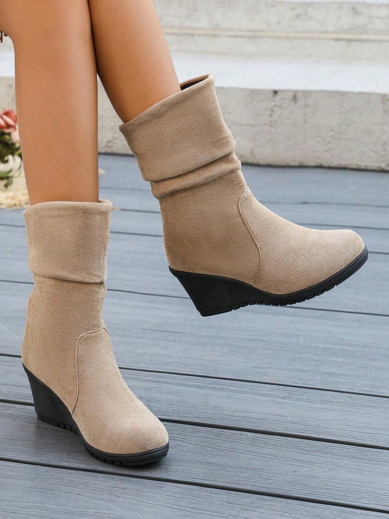 Women's Platform Mid-Calf Boots, New Design Pleated Casual Everyday Wear Short Boots, Thick Sole Equestrian Boots