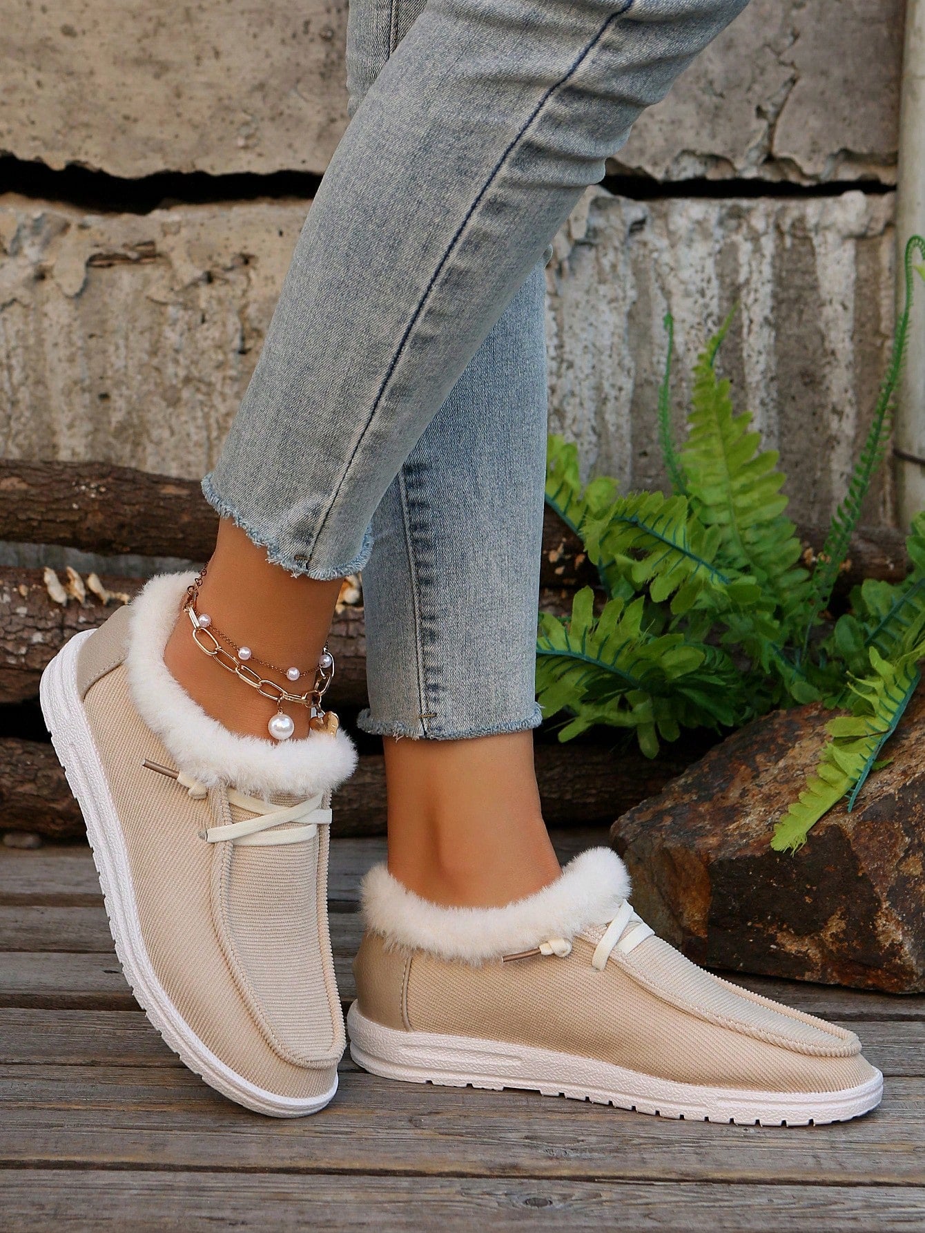 Plush Slip-On Loafers Women Fuzzy Warm Slouchy Shoes Low-Top Snow Boots, Wear With Sweater