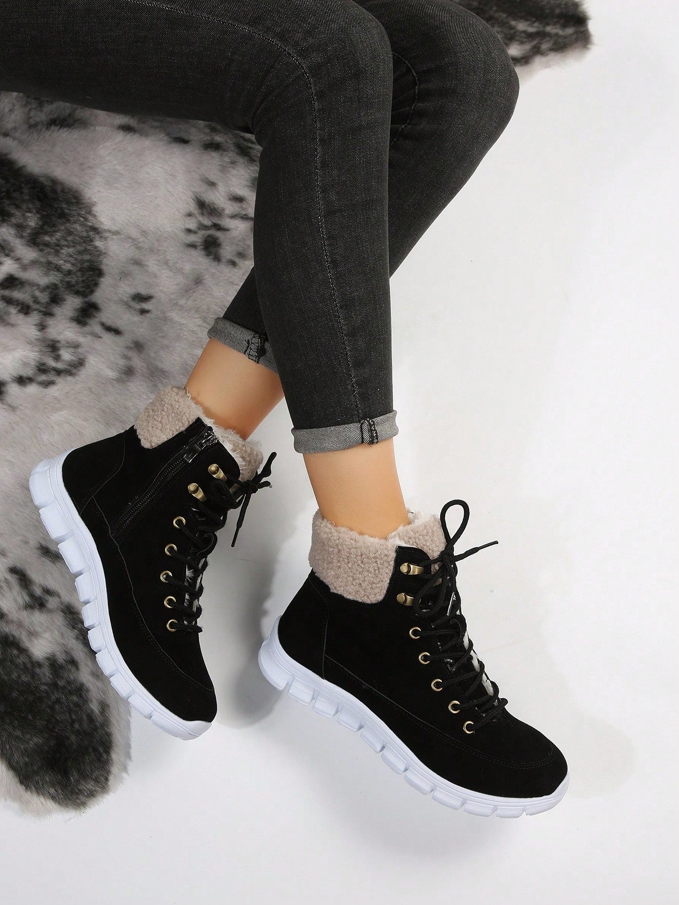 New Winter Warm Lightweight Flat Faux Fur Cuff Comfortable Snow Boots For Women