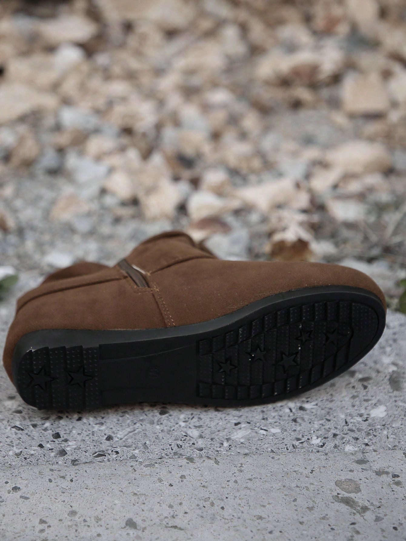 Women's Side Zipper Pleated Stacked Boots, Strap With Metal Buckle Round Toe Flat Versatile Fashion Boots