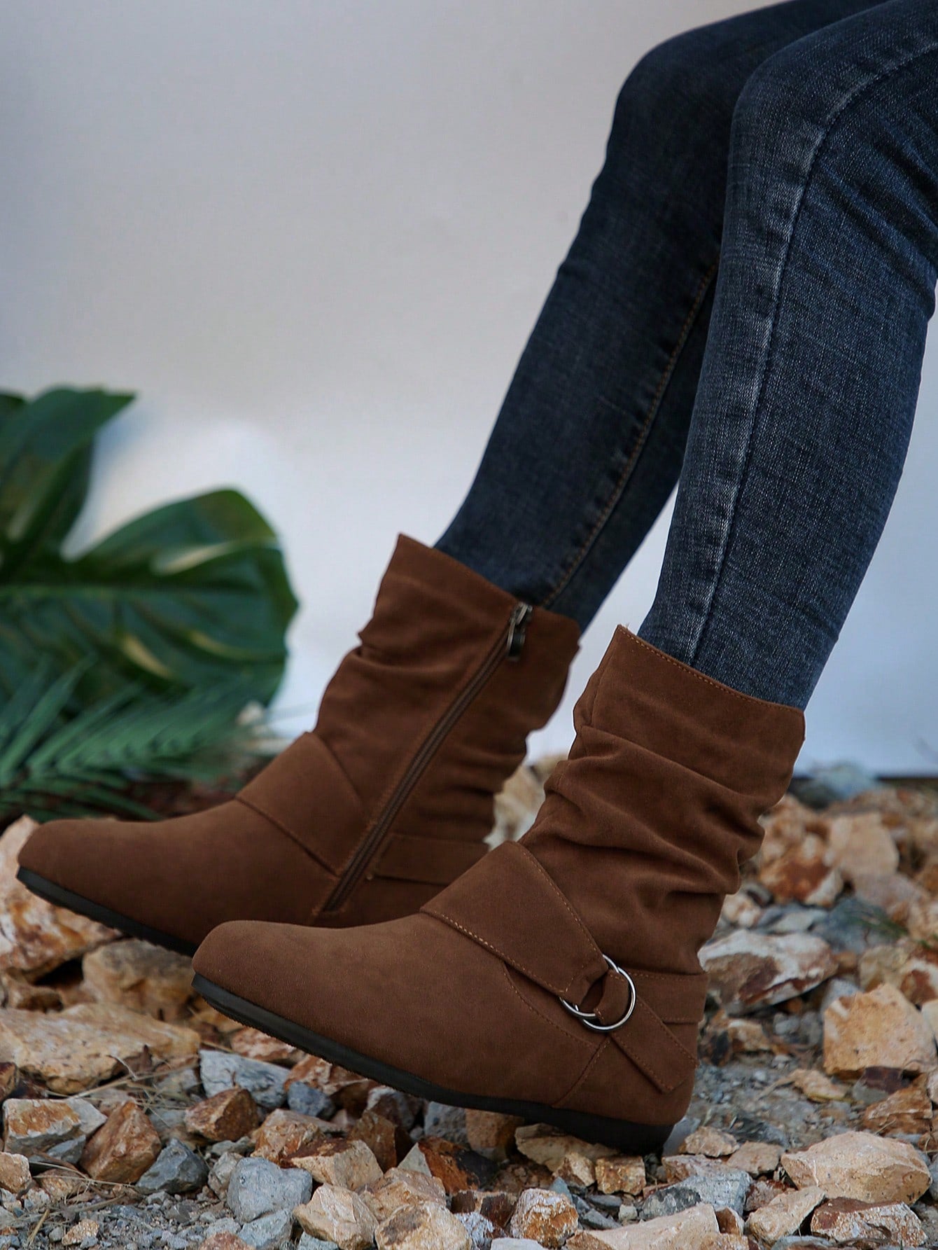 Women's Side Zipper Pleated Stacked Boots, Strap With Metal Buckle Round Toe Flat Versatile Fashion Boots