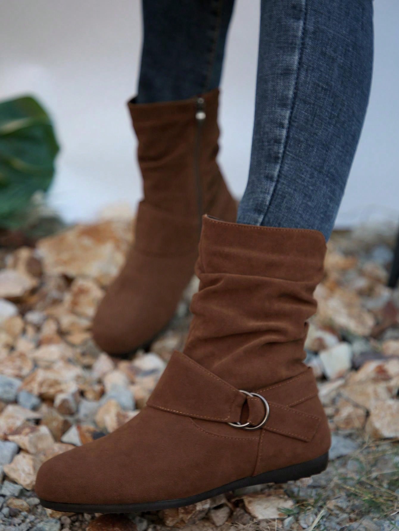 Women's Side Zipper Pleated Stacked Boots, Strap With Metal Buckle Round Toe Flat Versatile Fashion Boots