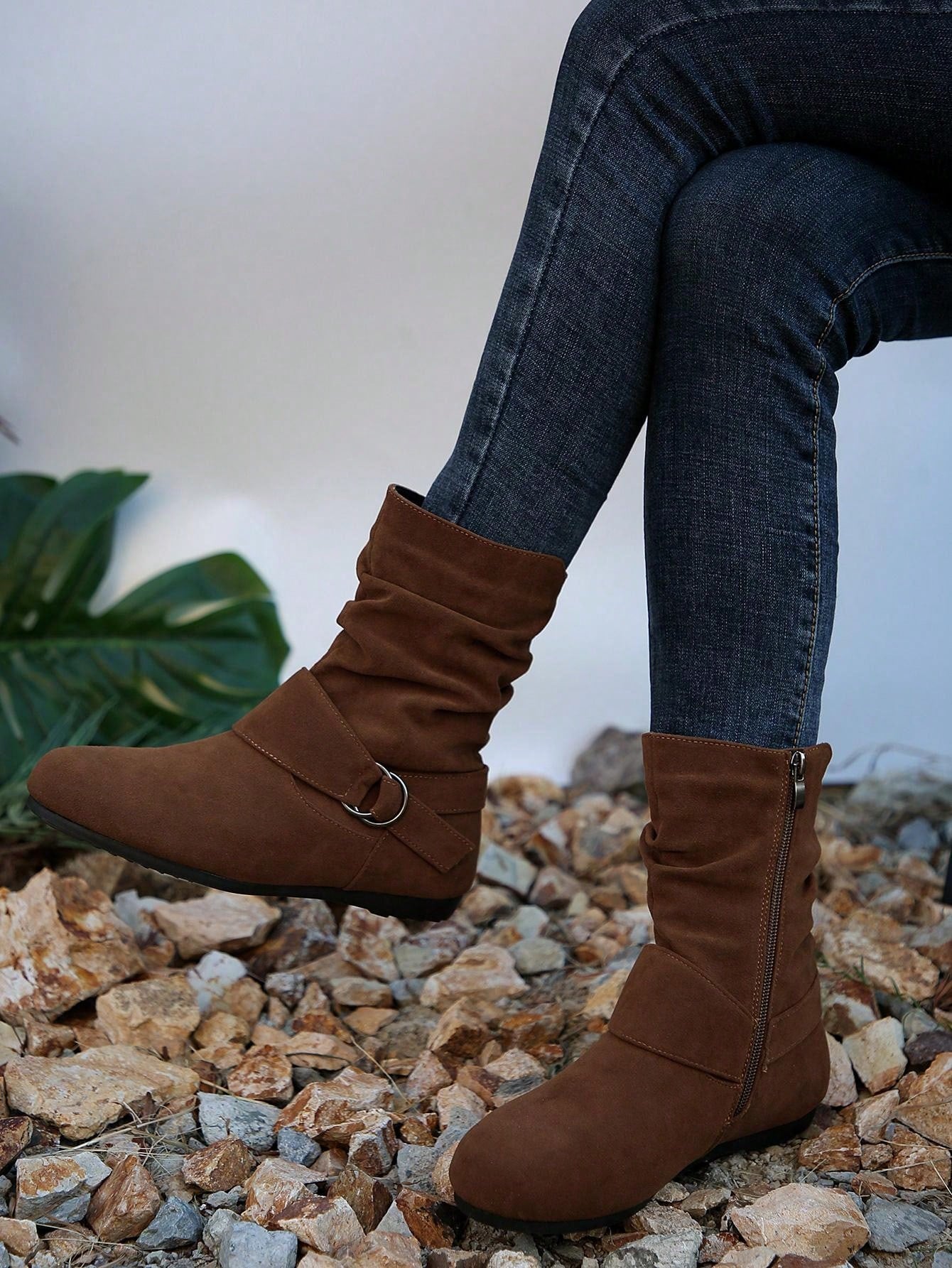 Women's Side Zipper Pleated Stacked Boots, Strap With Metal Buckle Round Toe Flat Versatile Fashion Boots