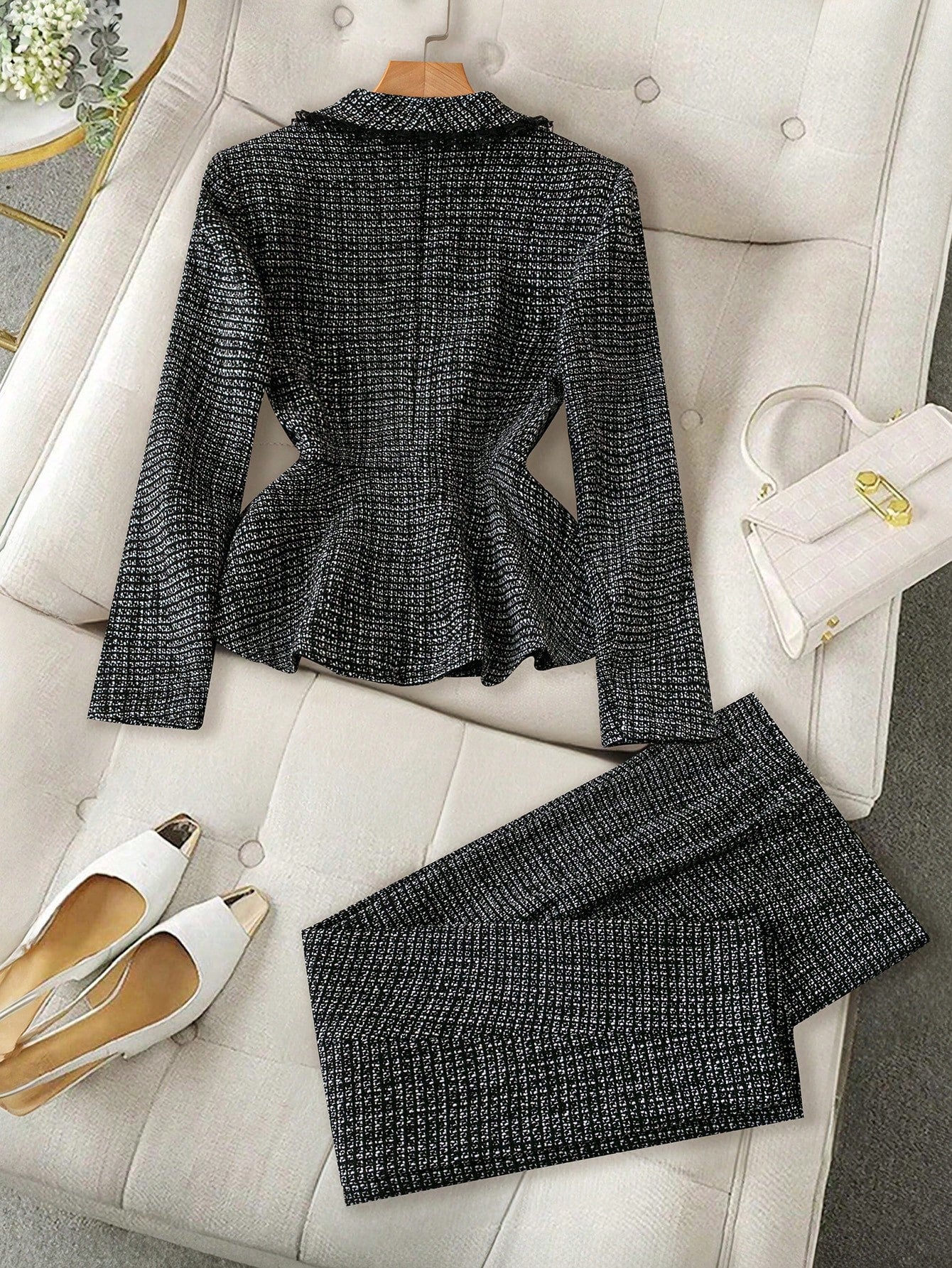 Clasi 2pcs Lace Patchwork Shawl Neck Button Front Long Sleeve Slim Fit Blazer Jacket & Pants Suit Set