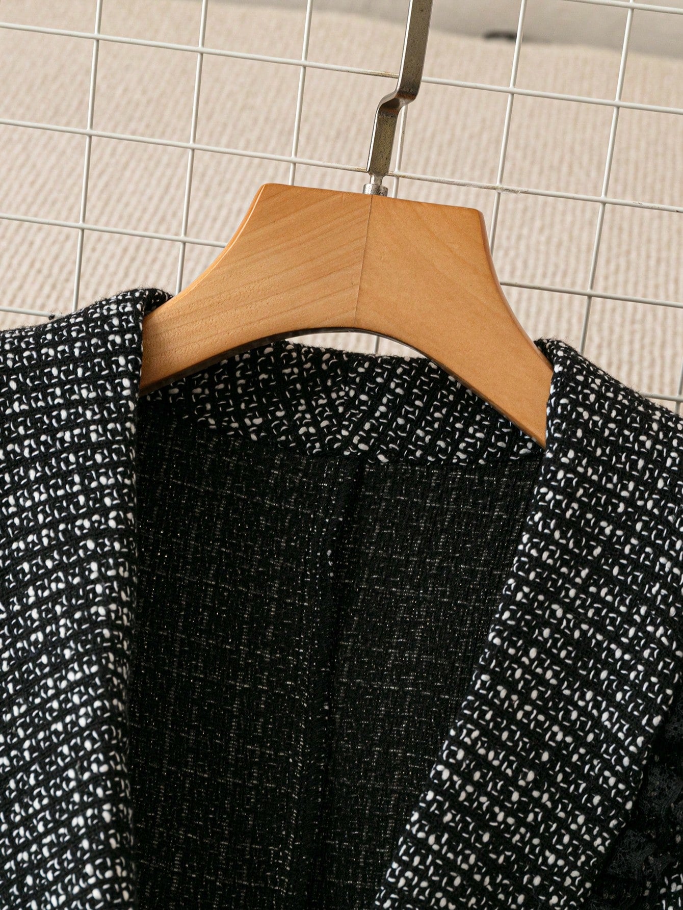 Clasi 2pcs Lace Patchwork Shawl Neck Button Front Long Sleeve Slim Fit Blazer Jacket & Pants Suit Set