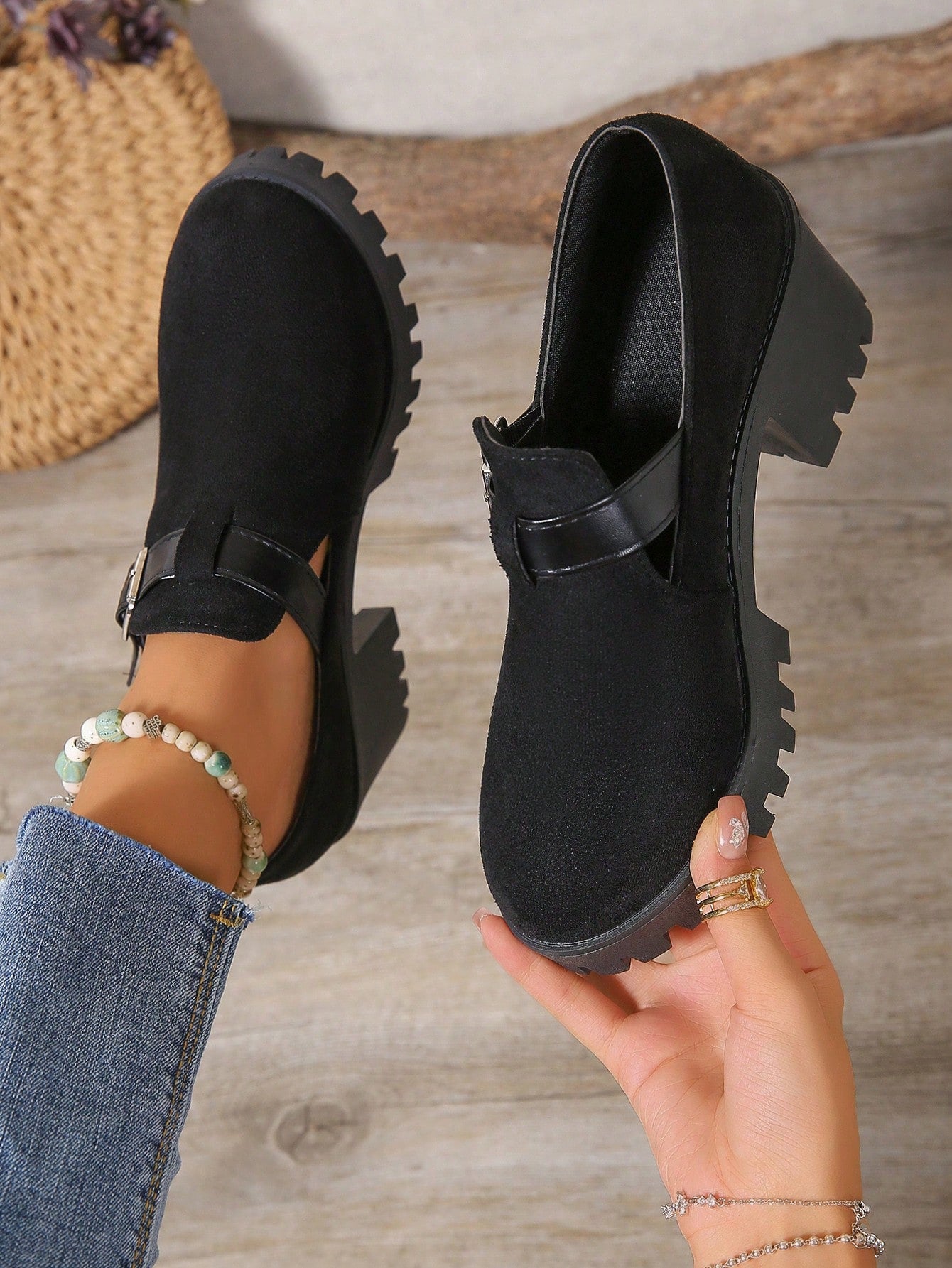 Women's Platform Mary Jane Shoes, Slip-On Velvet Creepers, Rounded Toe Thick Sole Casual Oxfords, School Style Chunky Heels