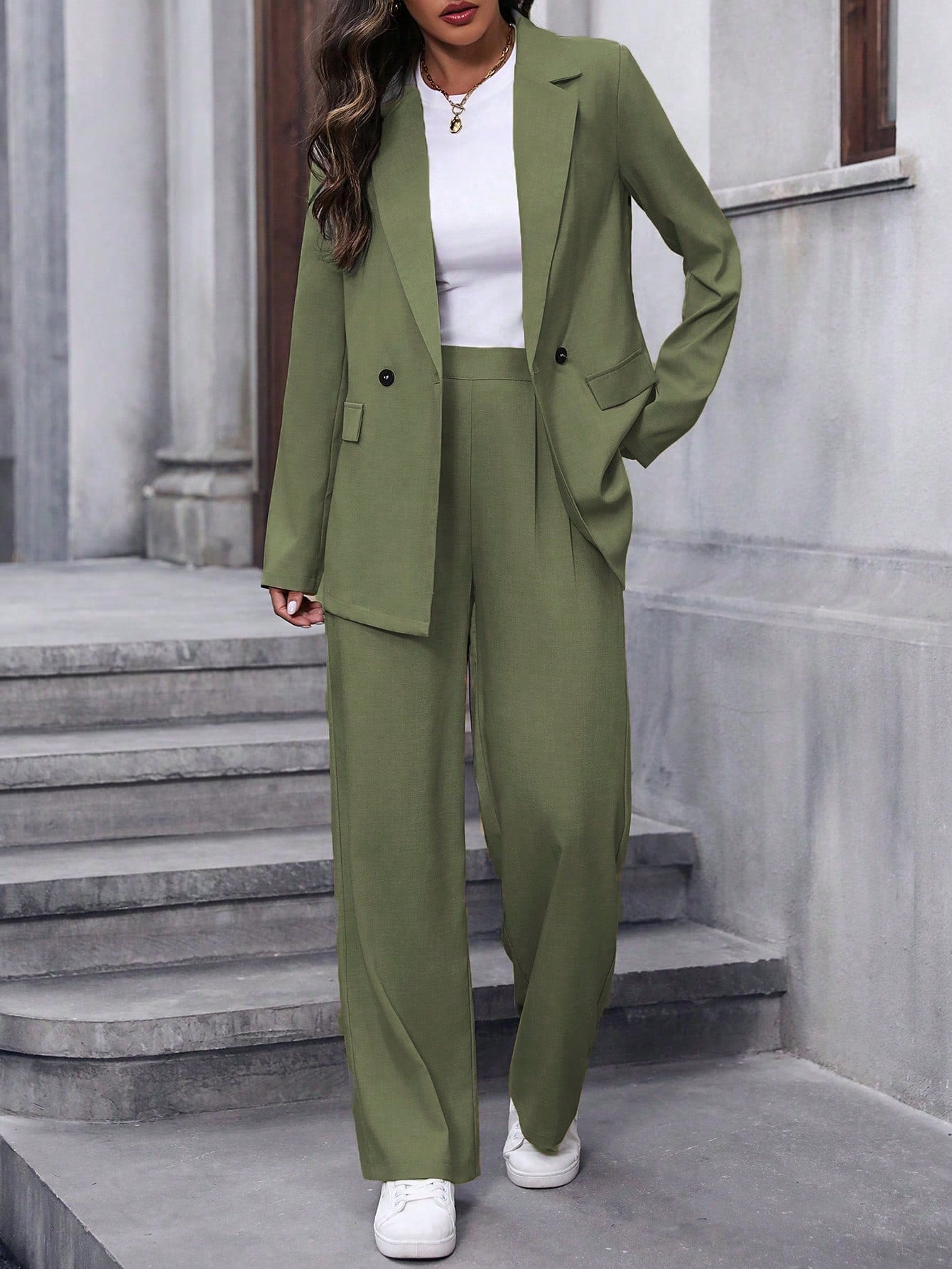 Raffinéa Women's Notched Lapel Suit Jacket And Pants Set