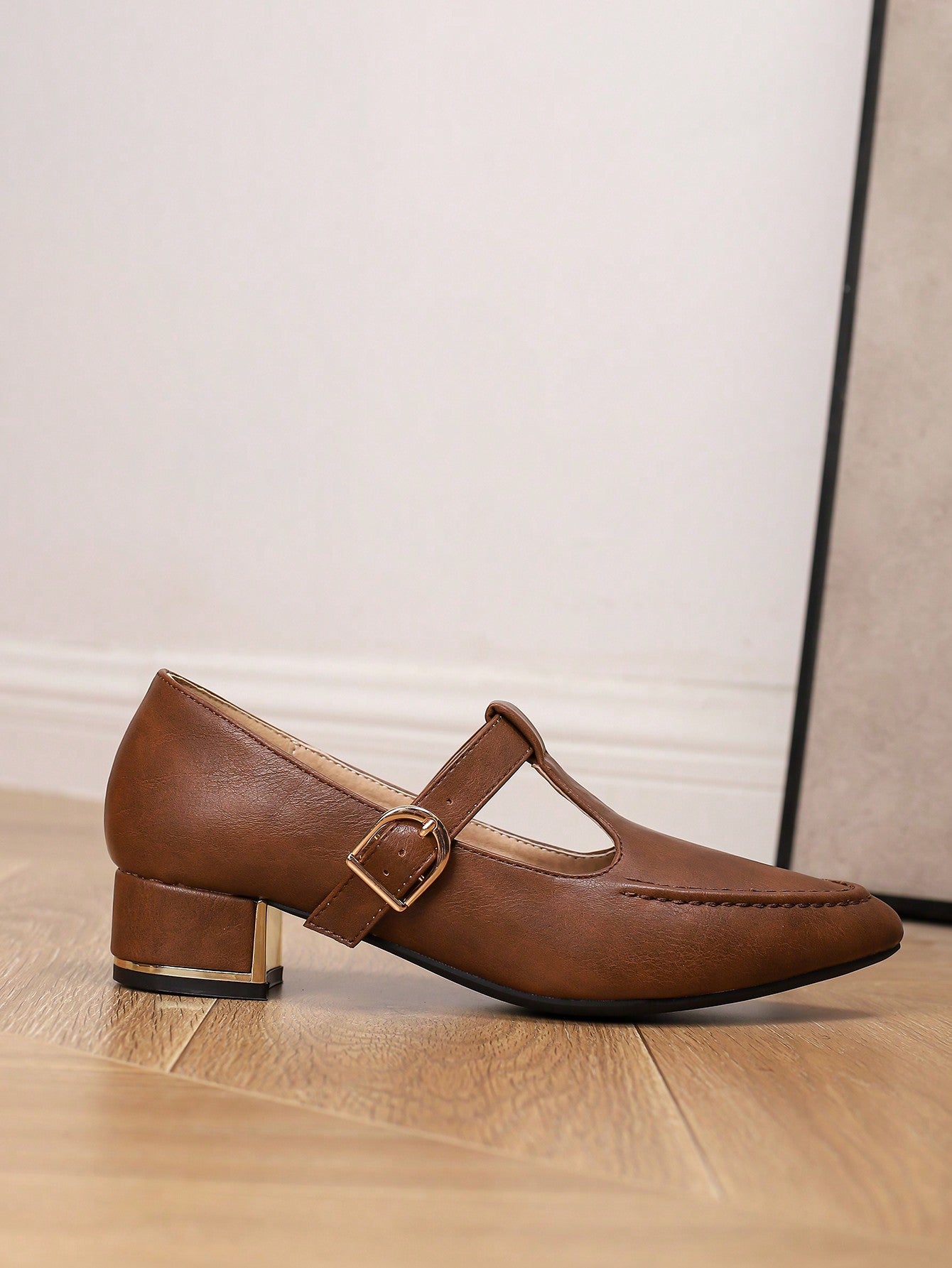 Pointed Toe Metal Thick Heel Fashion Mary Jane Loafers Women Shoes For Work, T-Strap Wingtip College Style Flats