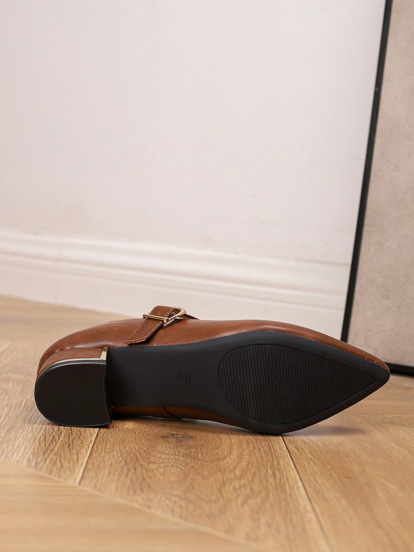 Pointed Toe Metal Thick Heel Fashion Mary Jane Loafers Women Shoes For Work, T-Strap Wingtip College Style Flats