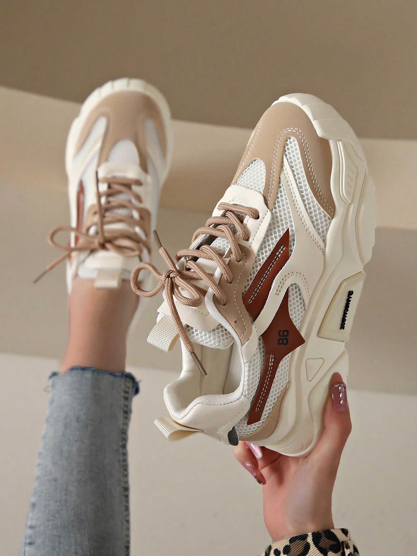 2024 New Women's Thick Sole Casual Shoes Mesh Khaki Color All-Season Sport Shoes Flat Splicing Breathable Outdoor Chunky Sneakers