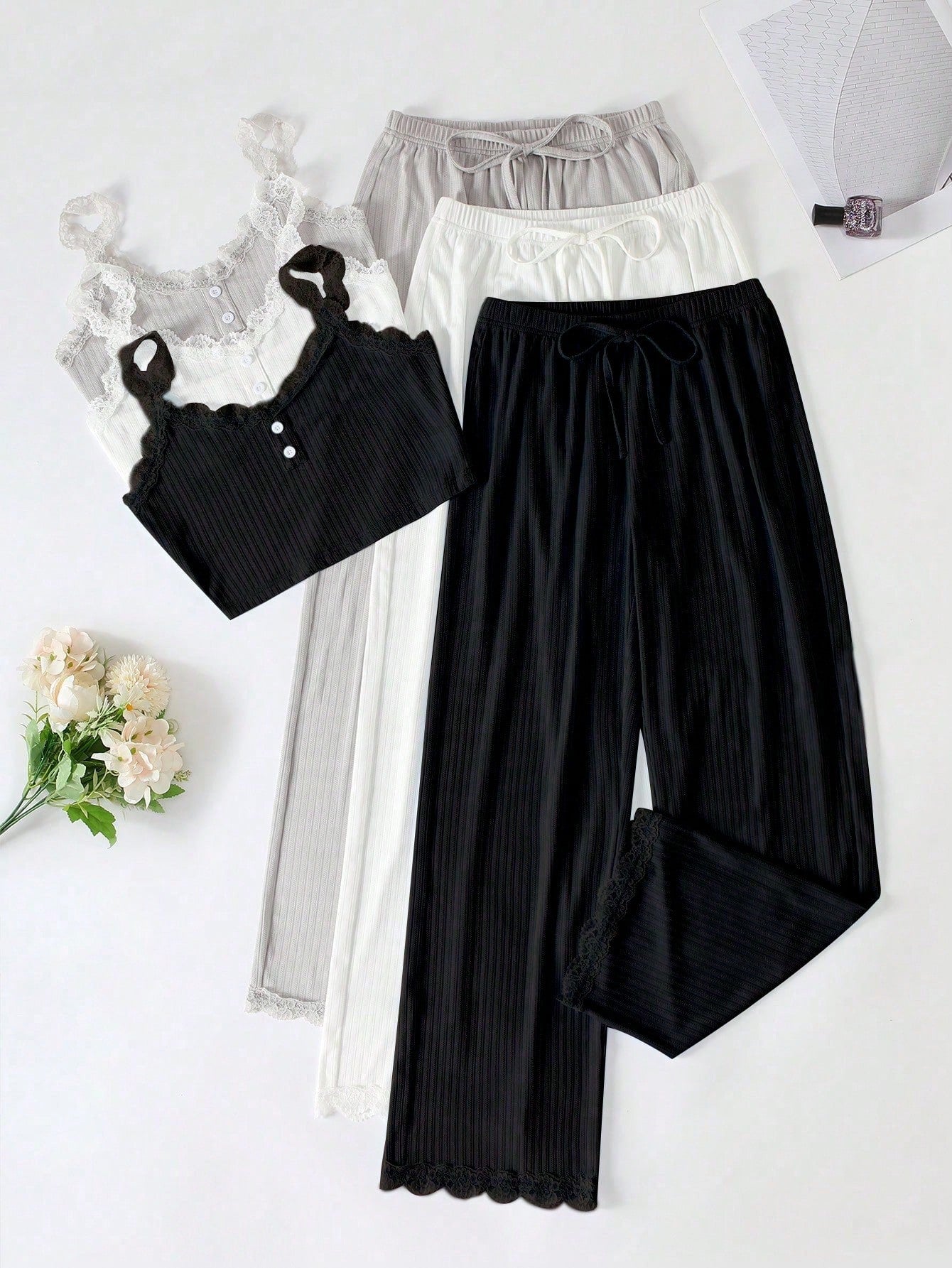 3pcs Women Lace Trim Top And Shorts Pajama Set