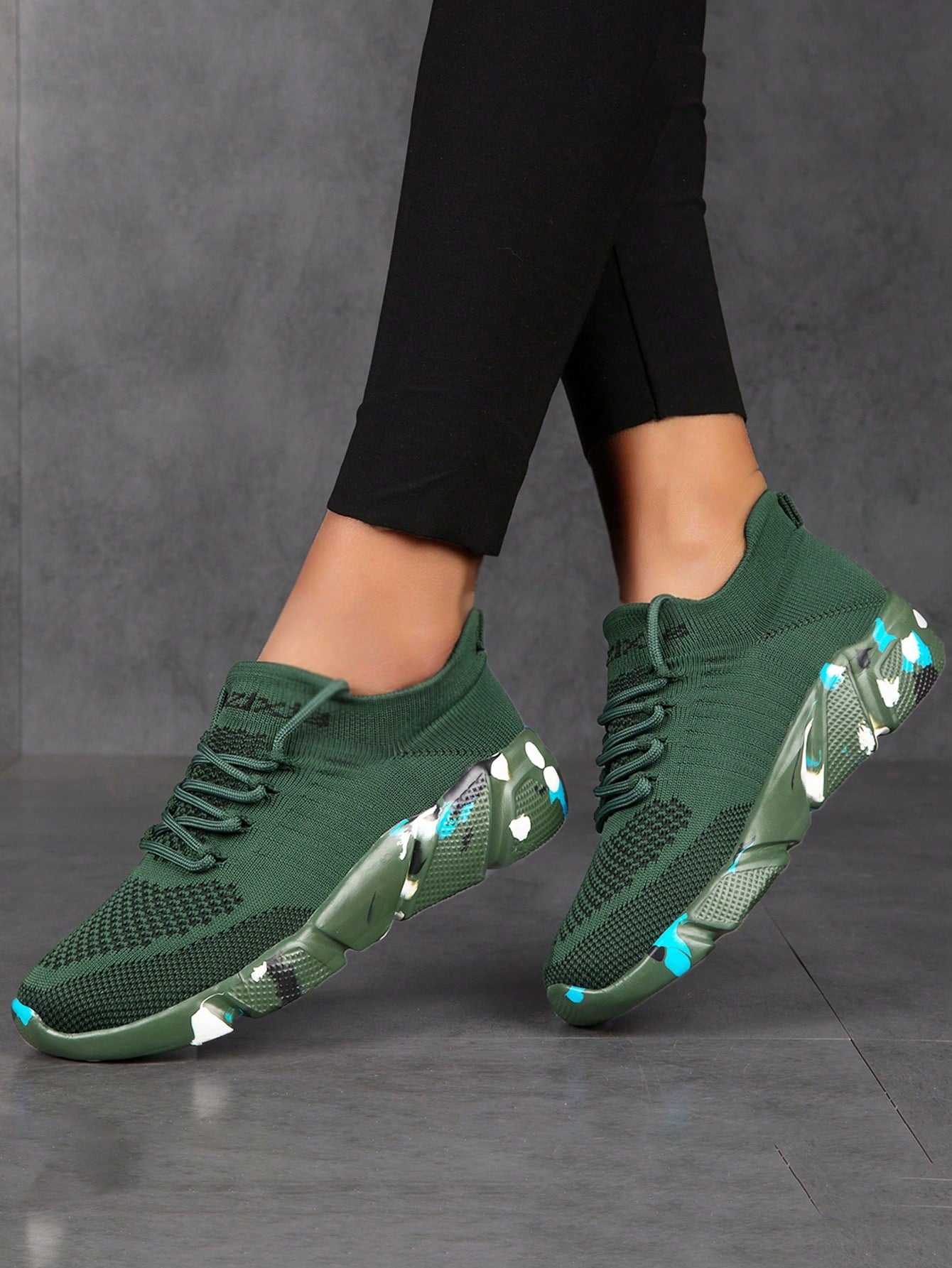 Women's Breathable Lightweight Shock Absorbing Athletic Shoes - Comfortable All-Season Lace-Up Casual Sneakers, With Braided Texture Elastic Fabric And Low-Top Style