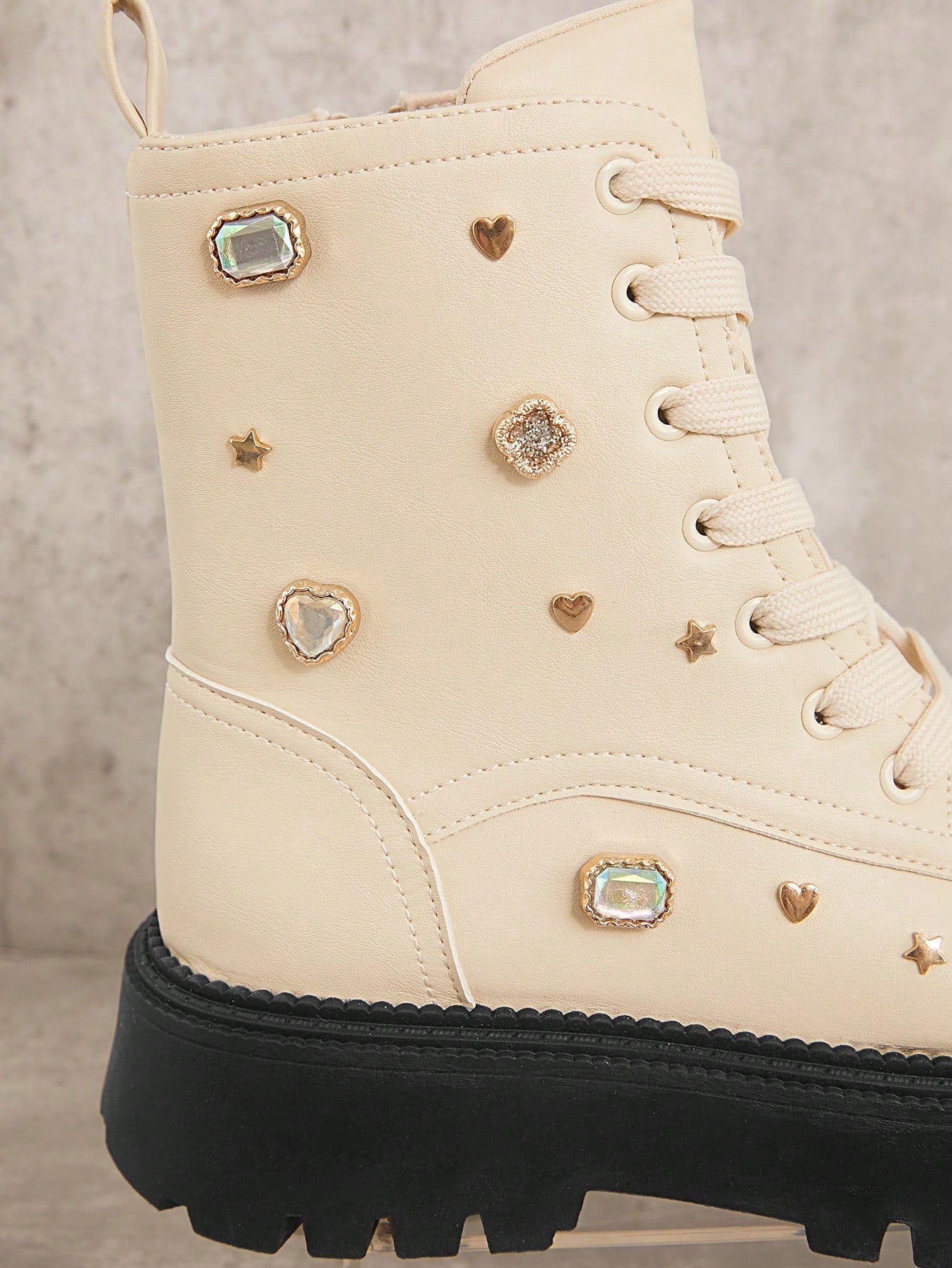 SHUZIA Charm Detail Lace Up Closed Toe Combat Boot Christmas Holiday Vacay Vibe For Fall And Winter New Year Holiday Valentine Gifts Summer Shoes