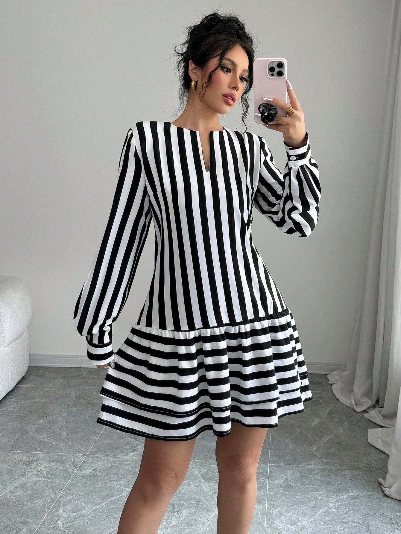 Raffinéa Women Casual Striped Print Cutout Neckline Lantern Sleeve Ruffle Hem Mini Dress