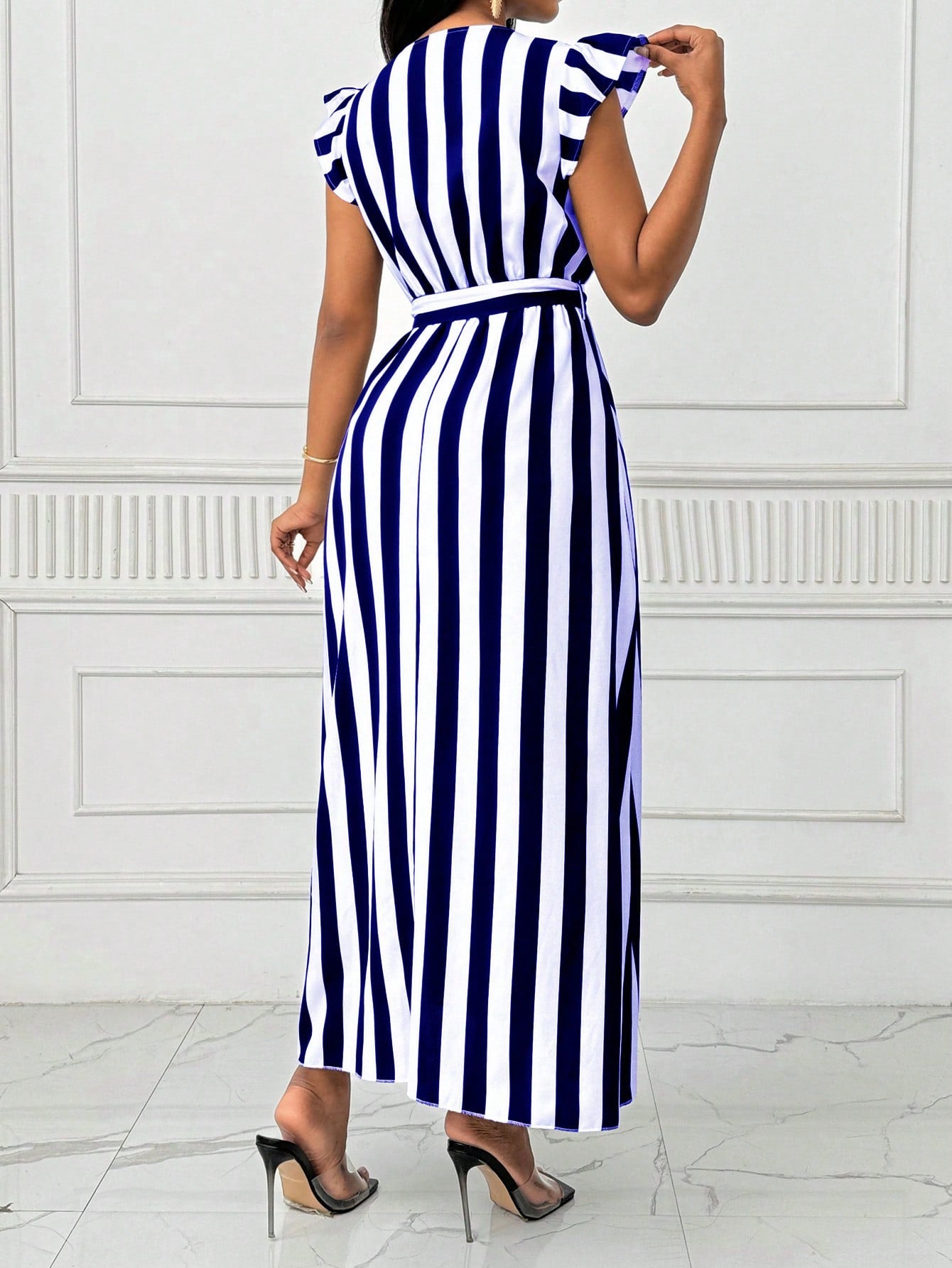 Lyxana Women's V-Neck Cinched Waist Wide Skirt Long Dress With Bow Tie, Black And White Vertical Striped, Long Sleeve Maxi Women Outfit