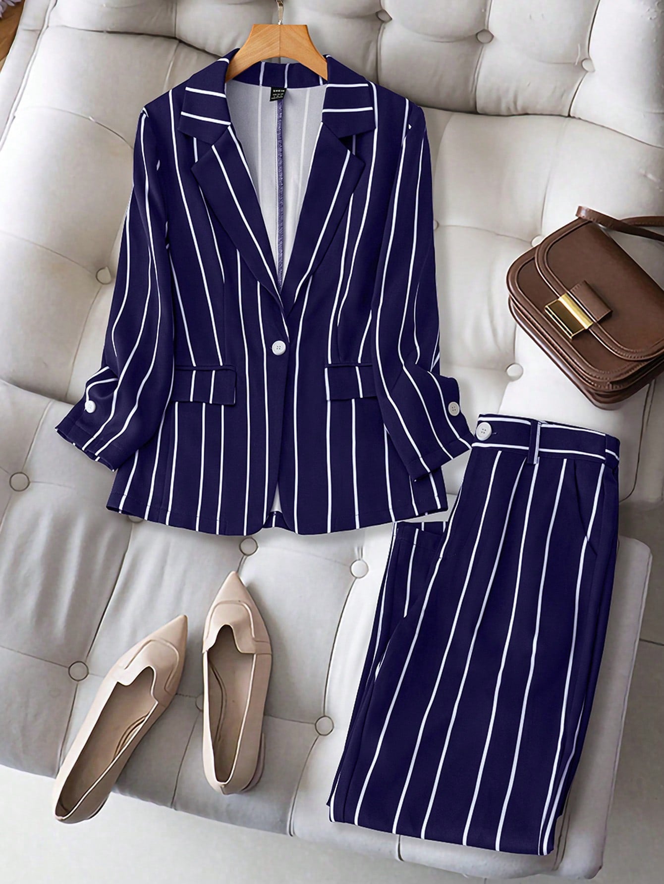 Raffinéa Women's Striped Print Single-Breasted Long Sleeve Blazer And Pocket Pant Elegant Suit Set