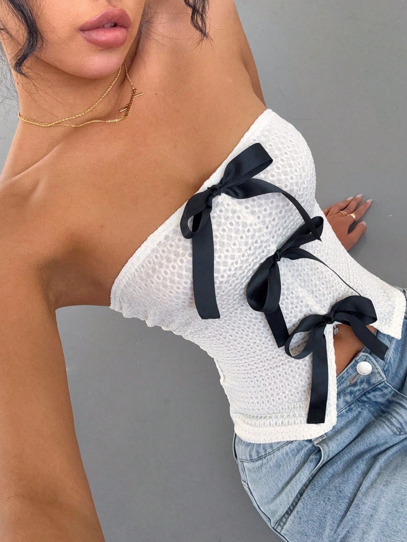 Raffinéa Front Bow Tie Contrast Color Cute Women Tube Top, Elegant Blouse