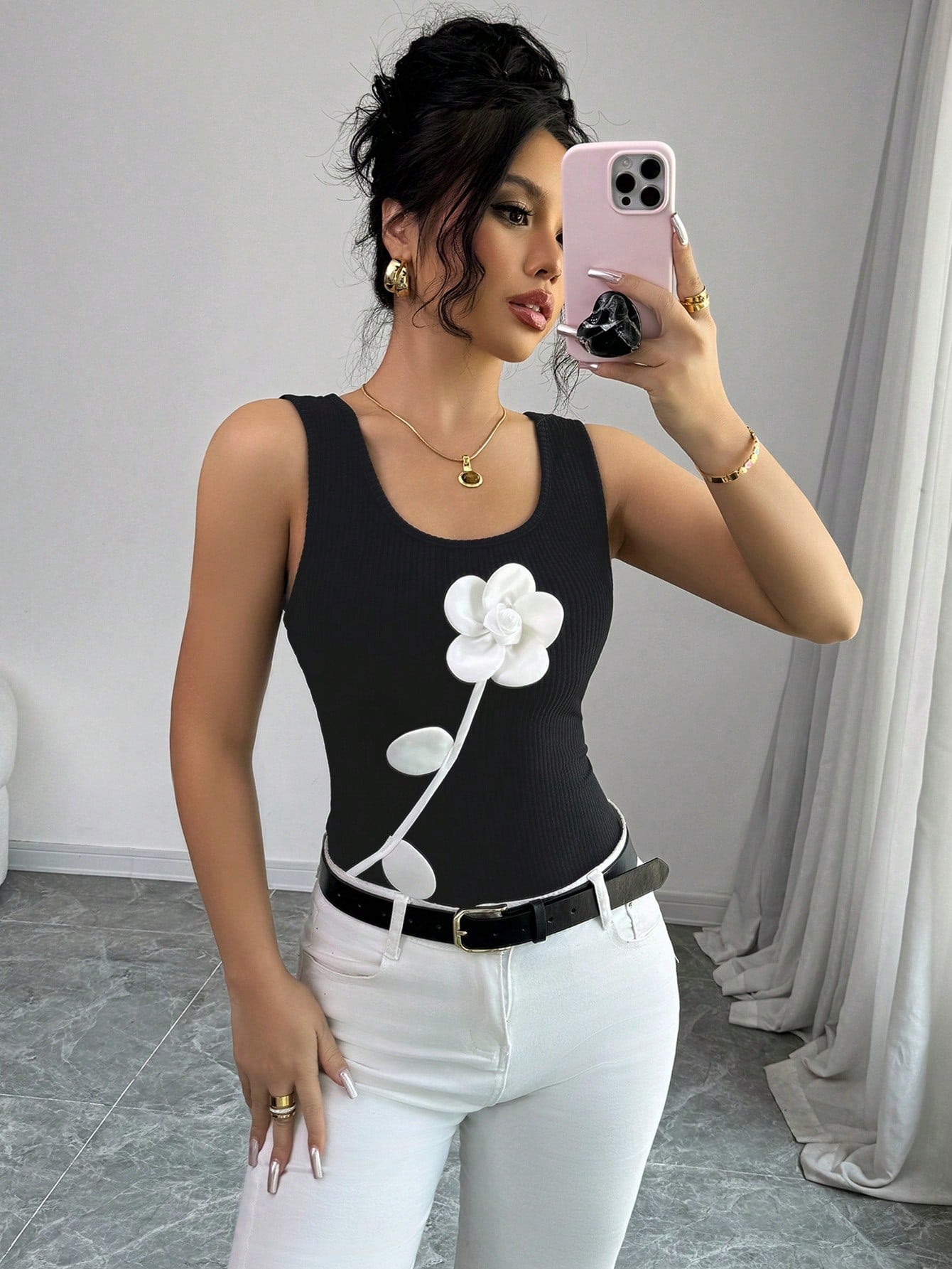 Elenzga Women Crew Neck Sleeveless Floral Decor Casual Tank Top Graphic Tees Women Tops