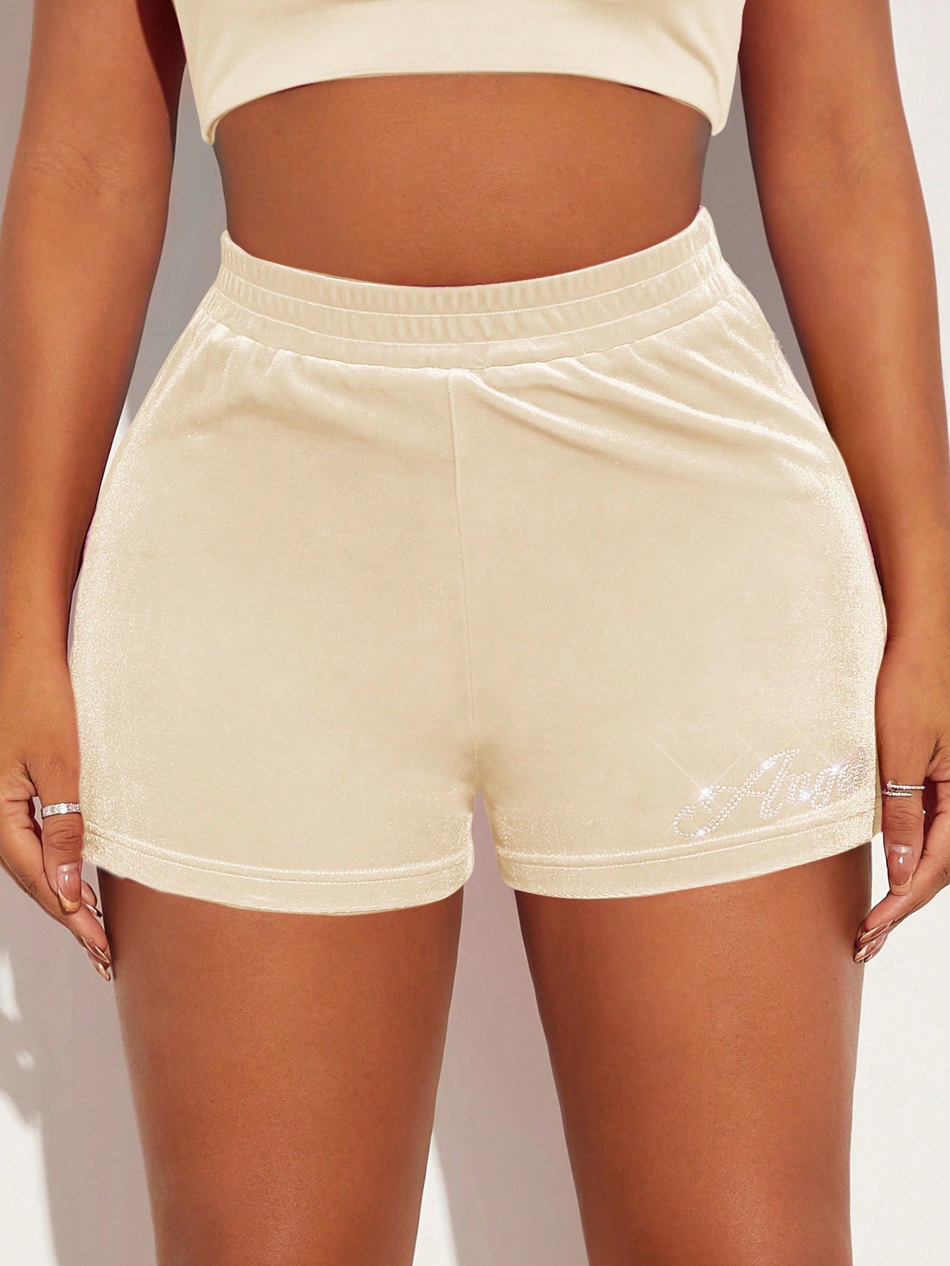 SXY Women Solid Color Elastic Waist Simple Casual Shorts, For Everyday Wear