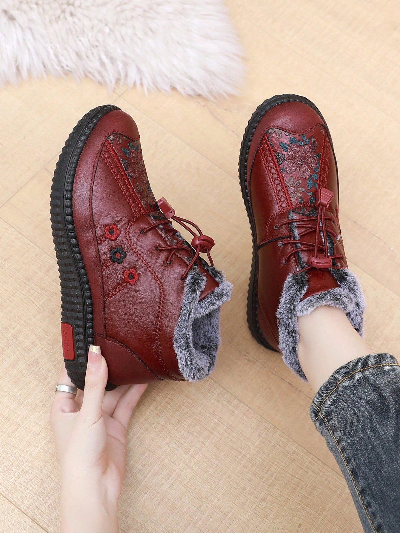 New Fashion Women's Winter Running Shoes, Versatile Casual Sports Sneakers, Plush & Thick Warm Boots, Round Toe, PVC Sole, Anti-Slip Comfortable, Waterproof & Durable, Suitable For Lovely Ladies TM88