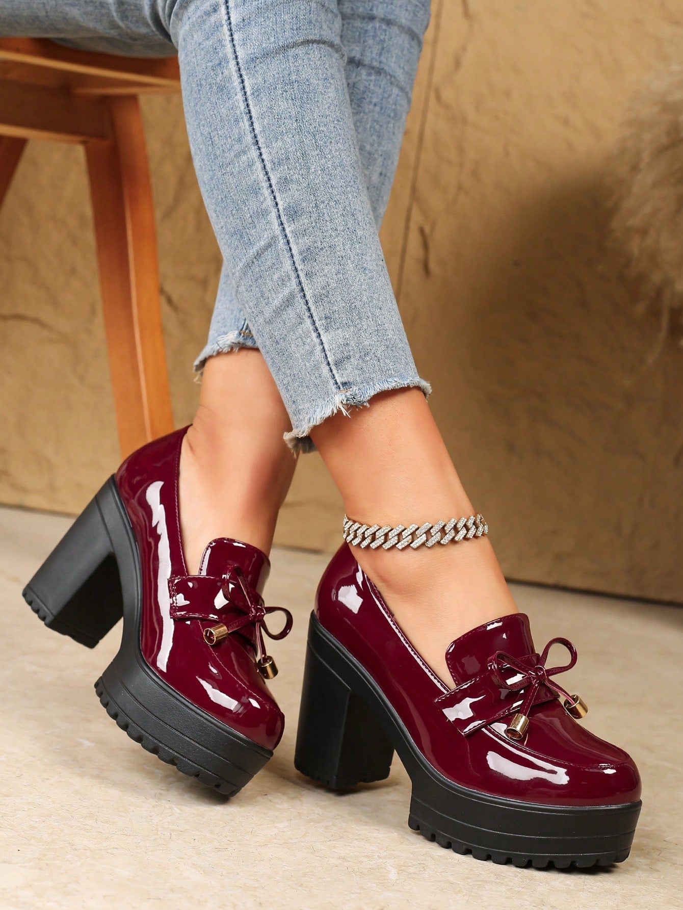 Women's Bow Decor Chunky Heeled Slip-On Loafers, Dressy Patent Leather Work Pumps, Mid-Heel Square Toe Oxfords