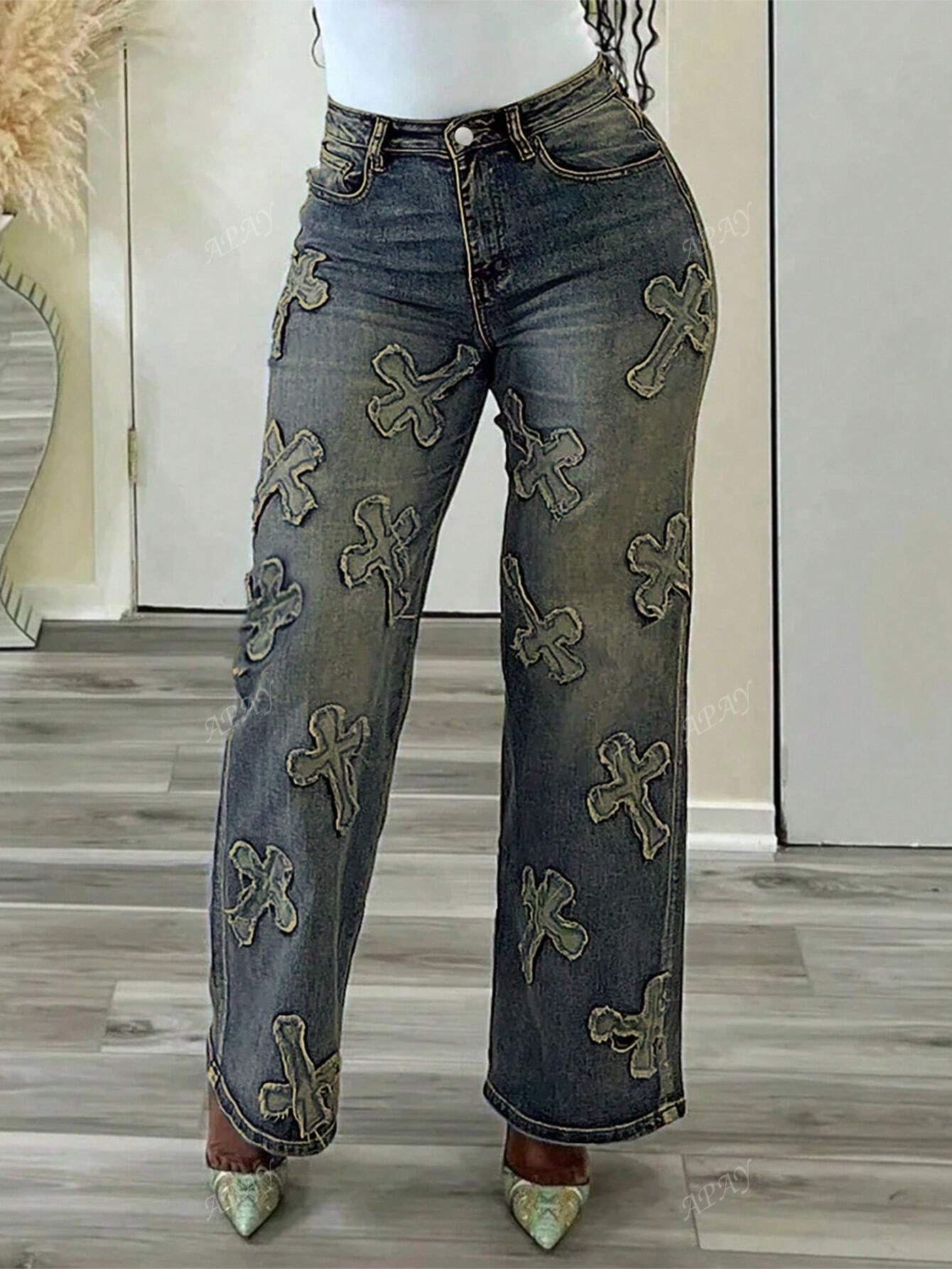 Women's Button Decorated Cross Print Casual Straight-Leg Jeans